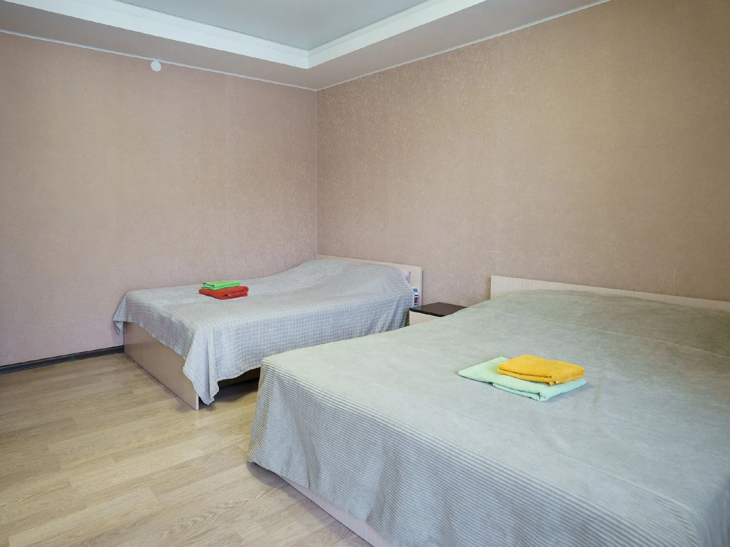 Апартаменты  Right Room трехкомнатные на Салтыкова-Щедрина 3