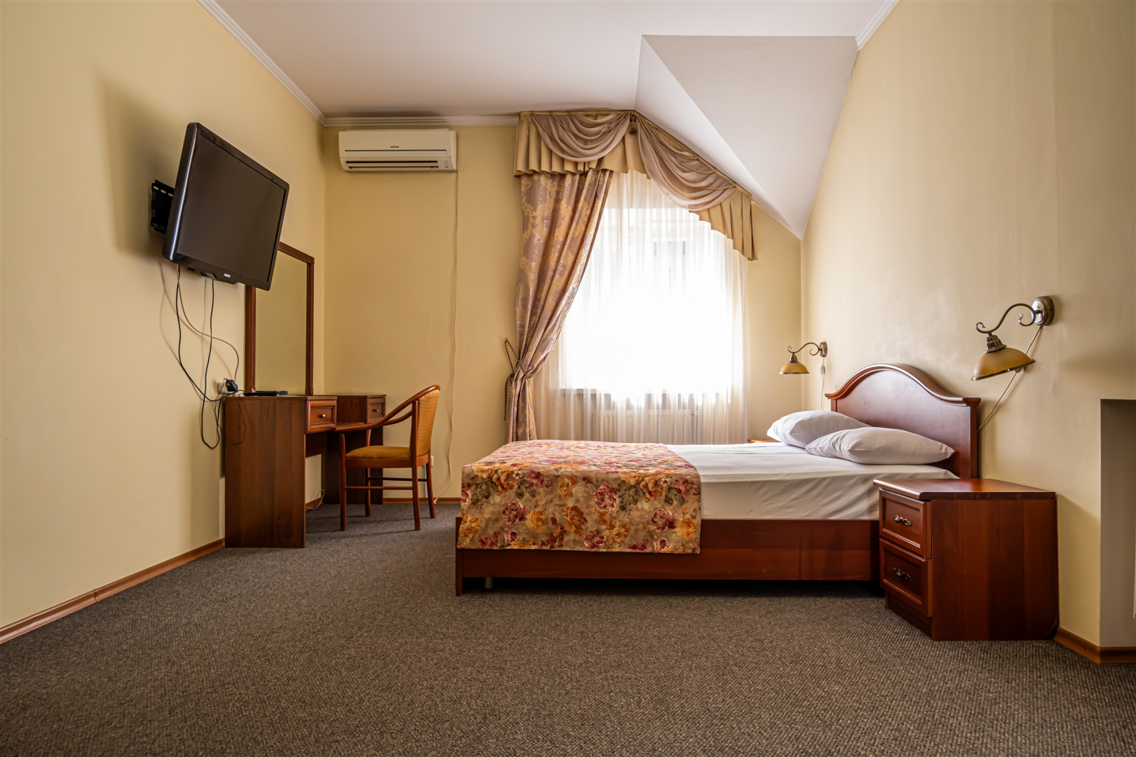 Отель Респект