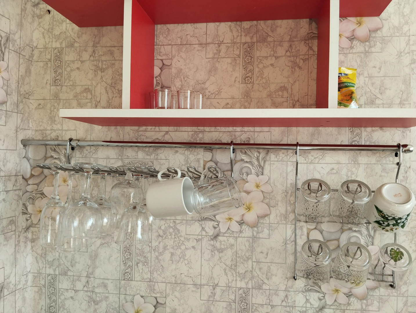 Двухкомнатные апартаменты возле ж/д и автовокзалов, центр