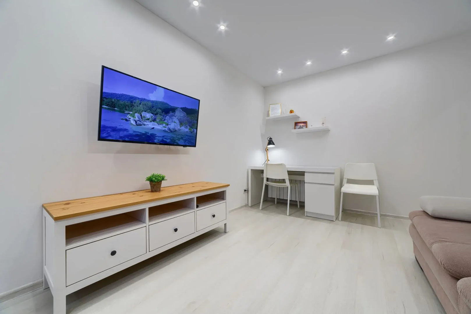 Апартаменты Новороссийская 16