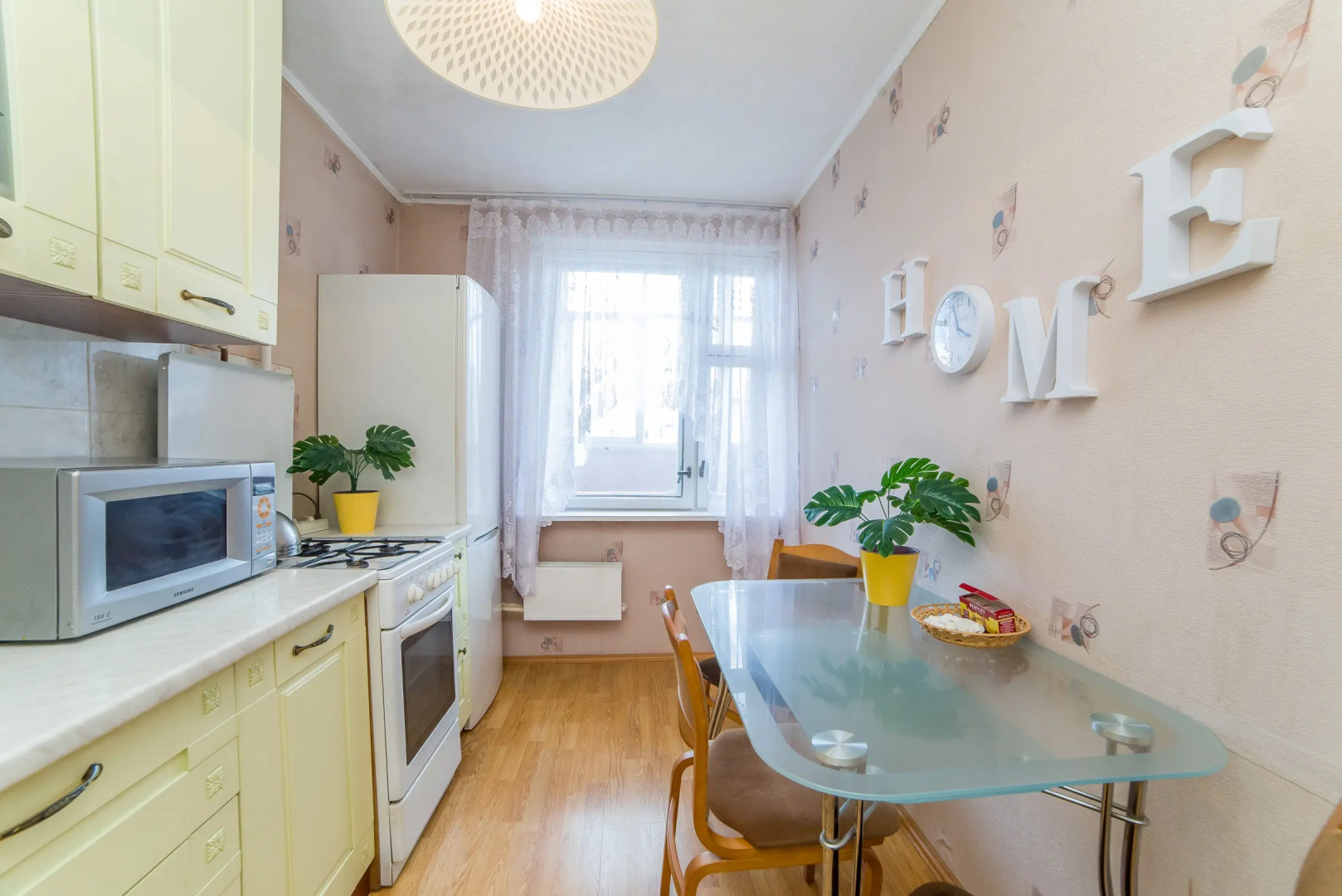 Апартаменты на Индустрии 53