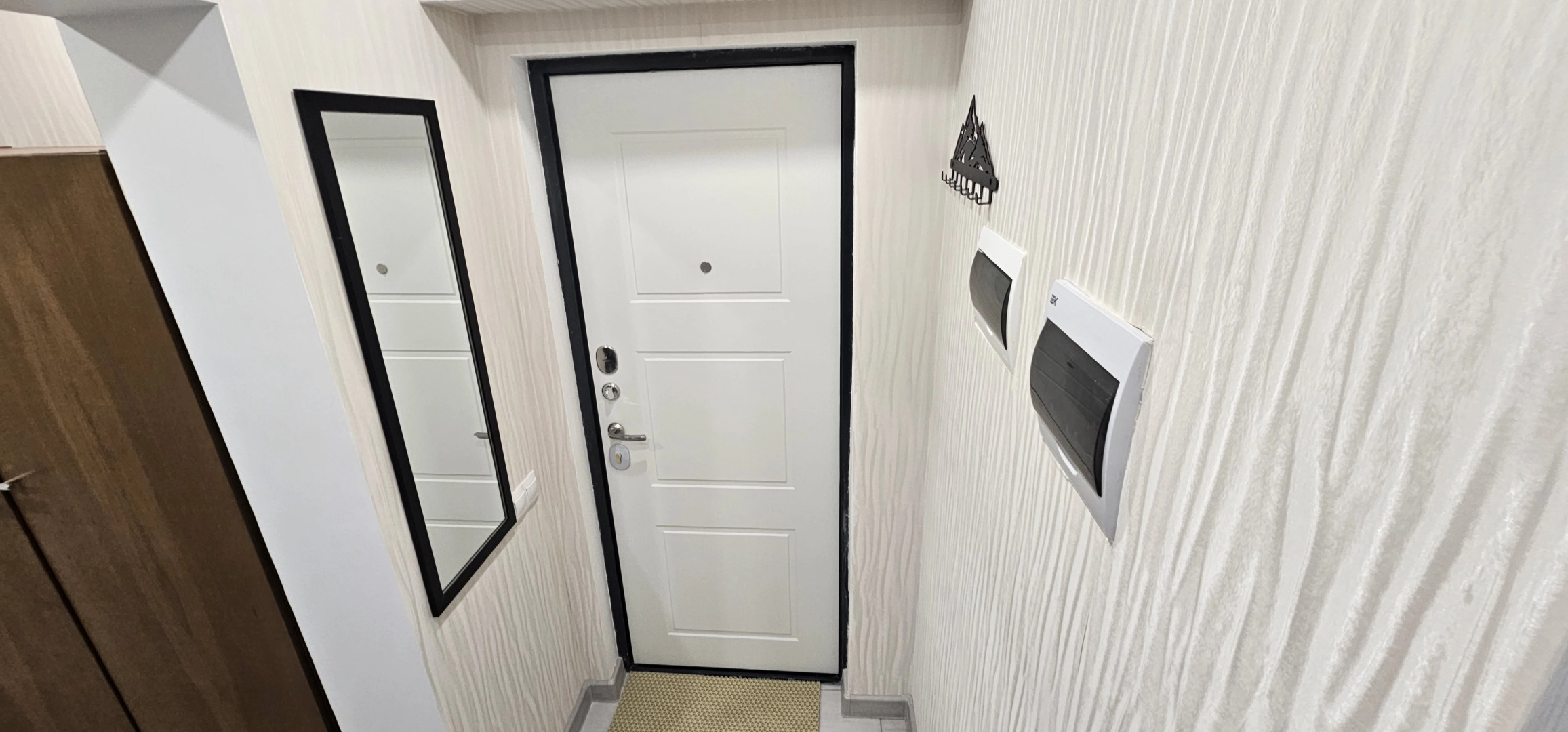 Квартира Двухкомнатная в тихом дворе с новым ремонтом и техникой