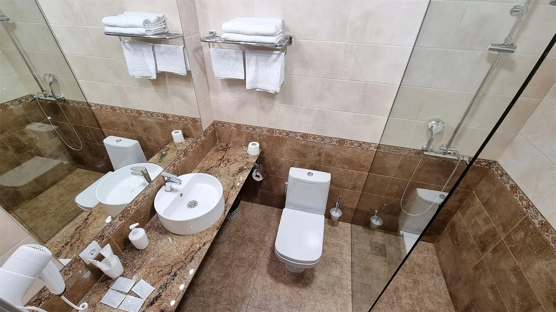 Отель Комплекс апартаментов Добролюбов