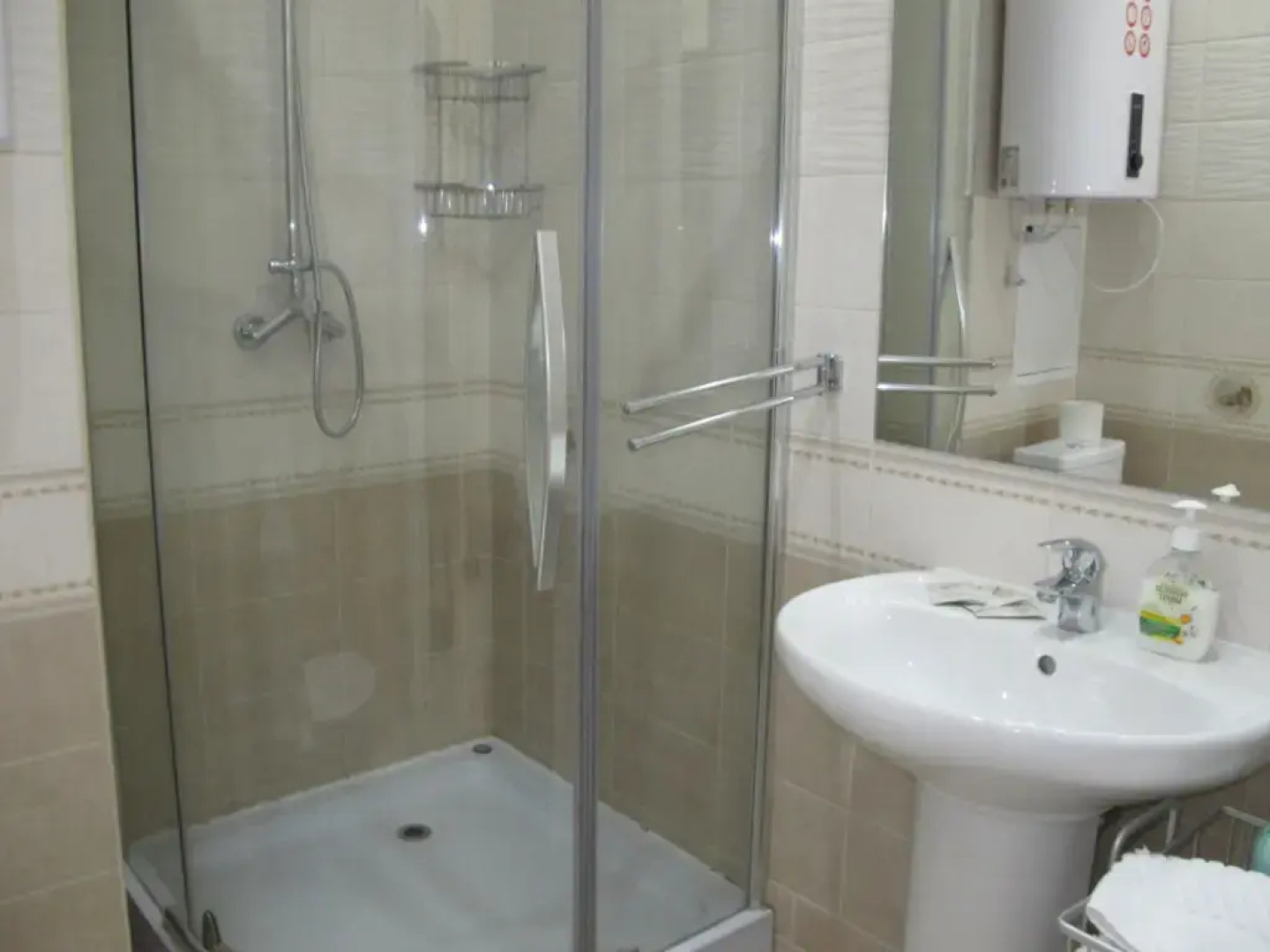 Апартаменты бульвар Надежд 6/2