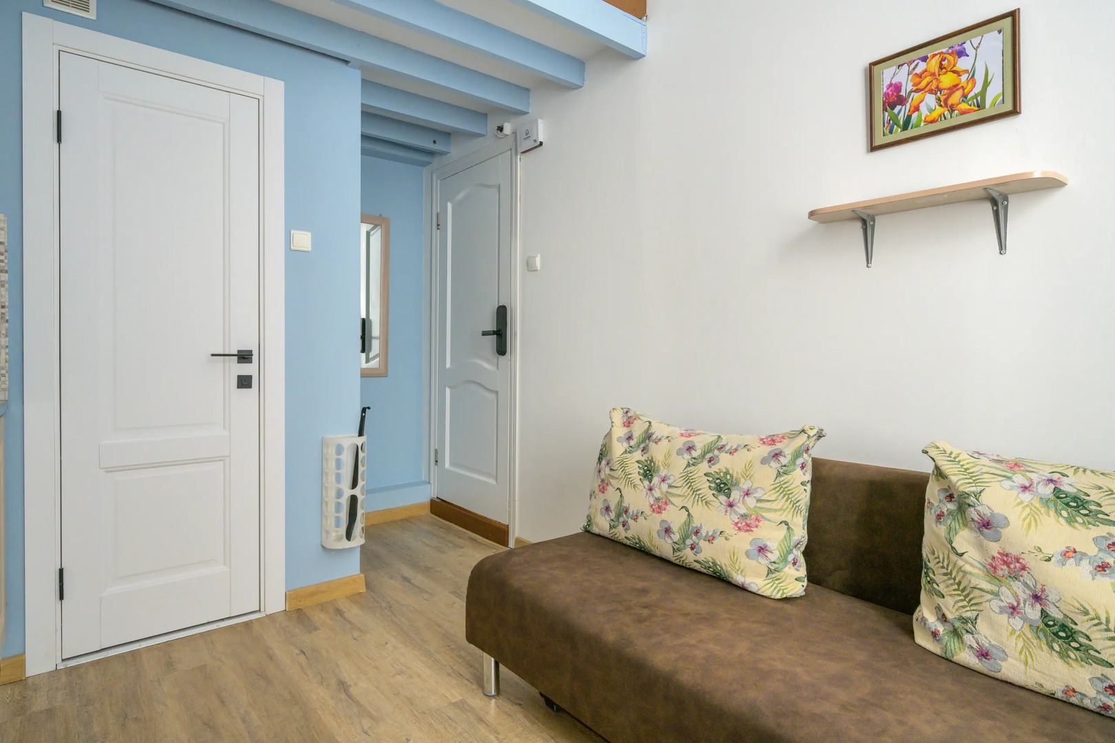 Квартира-студия для четверых BookingSPB у Эрмитажа