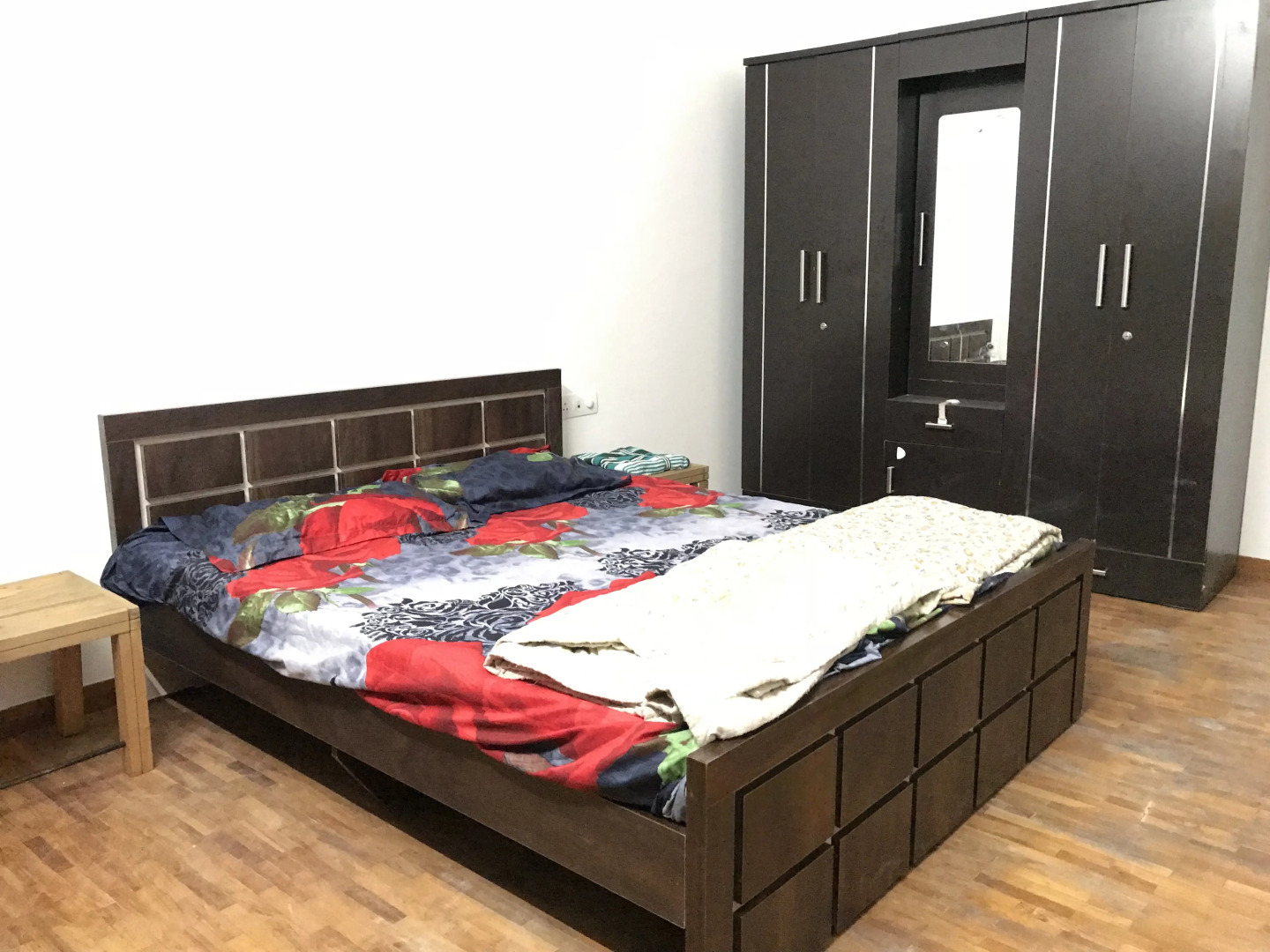 Апартаменты Prashant Keni