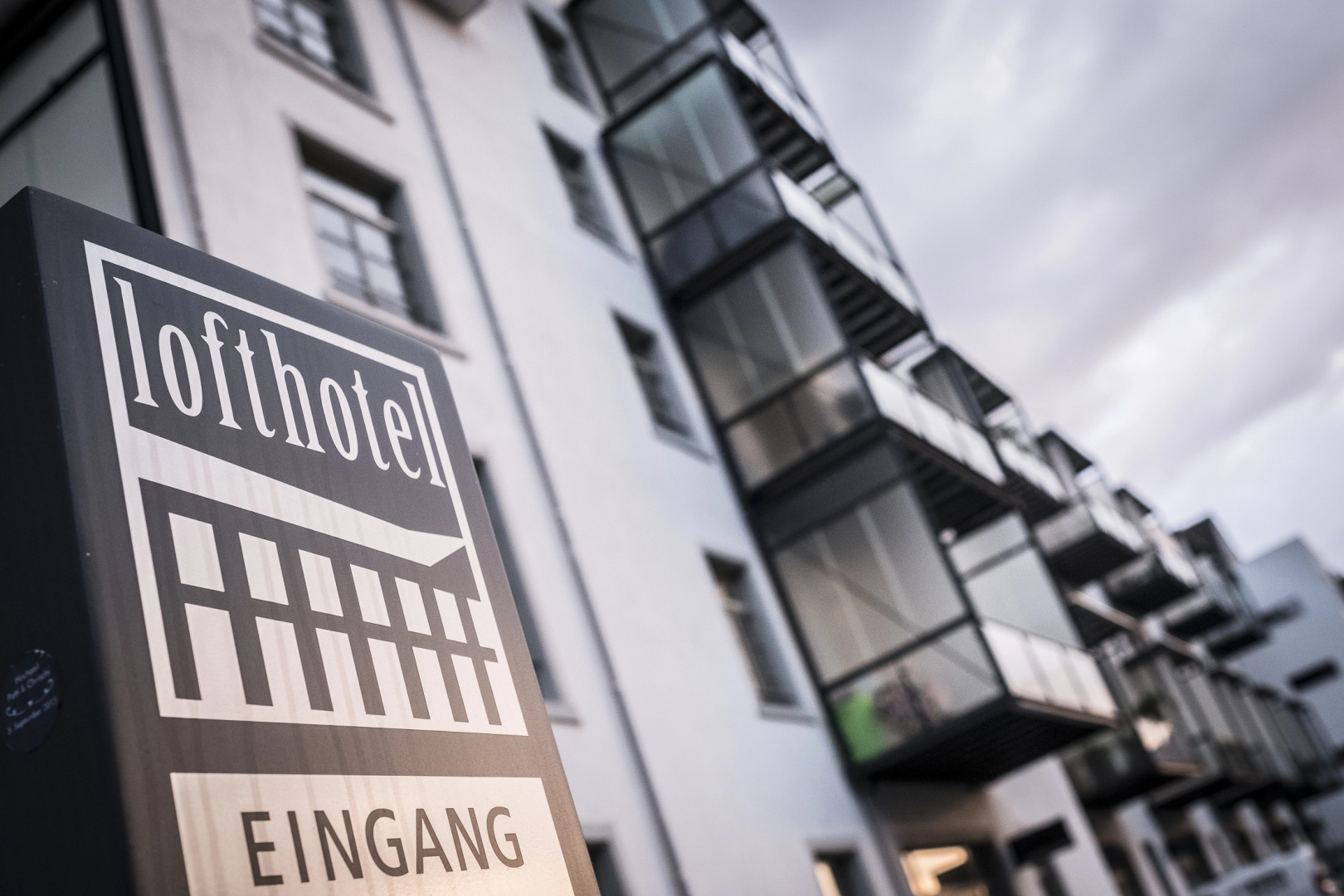 Отель Lofthotel