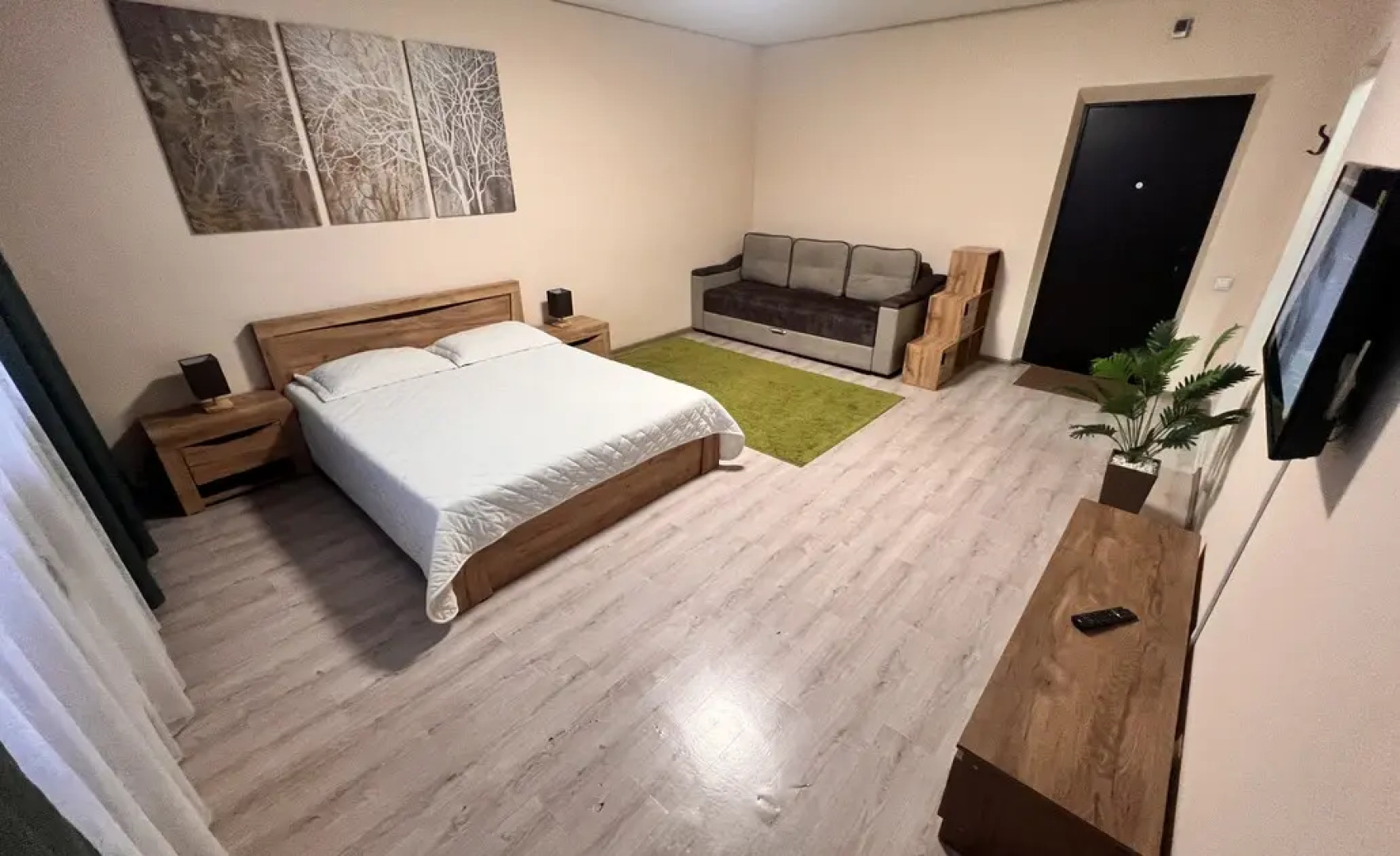 Апартаменты Сутки Как Дома на Ботанической 8/2