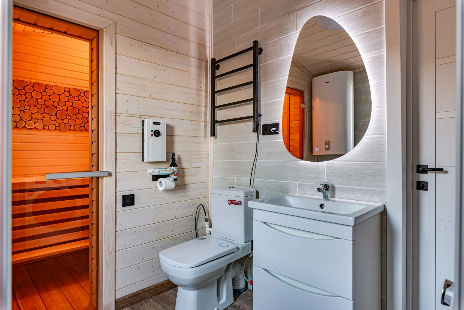 Частный Дом с камином, сауной и панорамными окнами