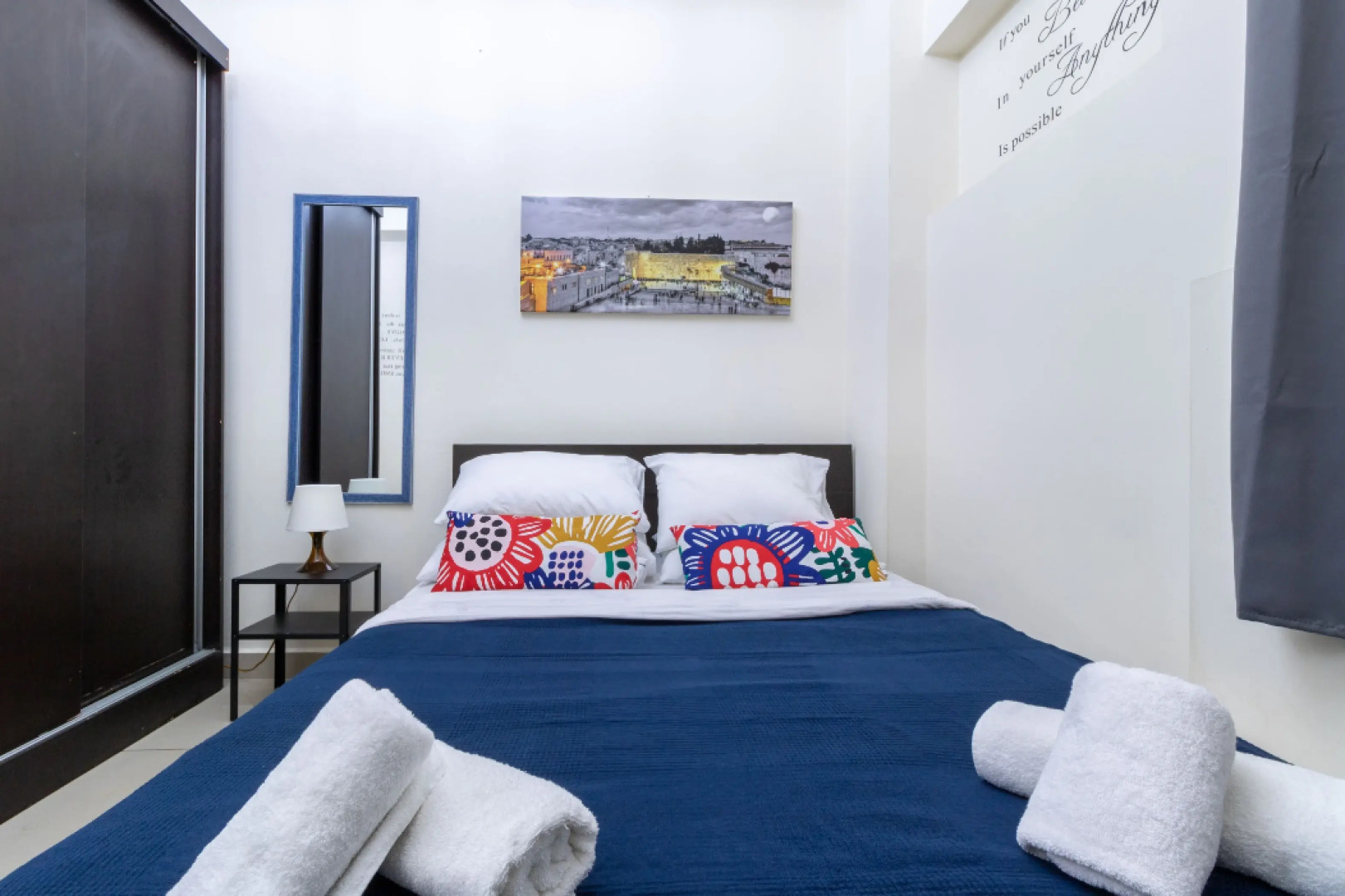 Nhe Machne Yehuda Apartments