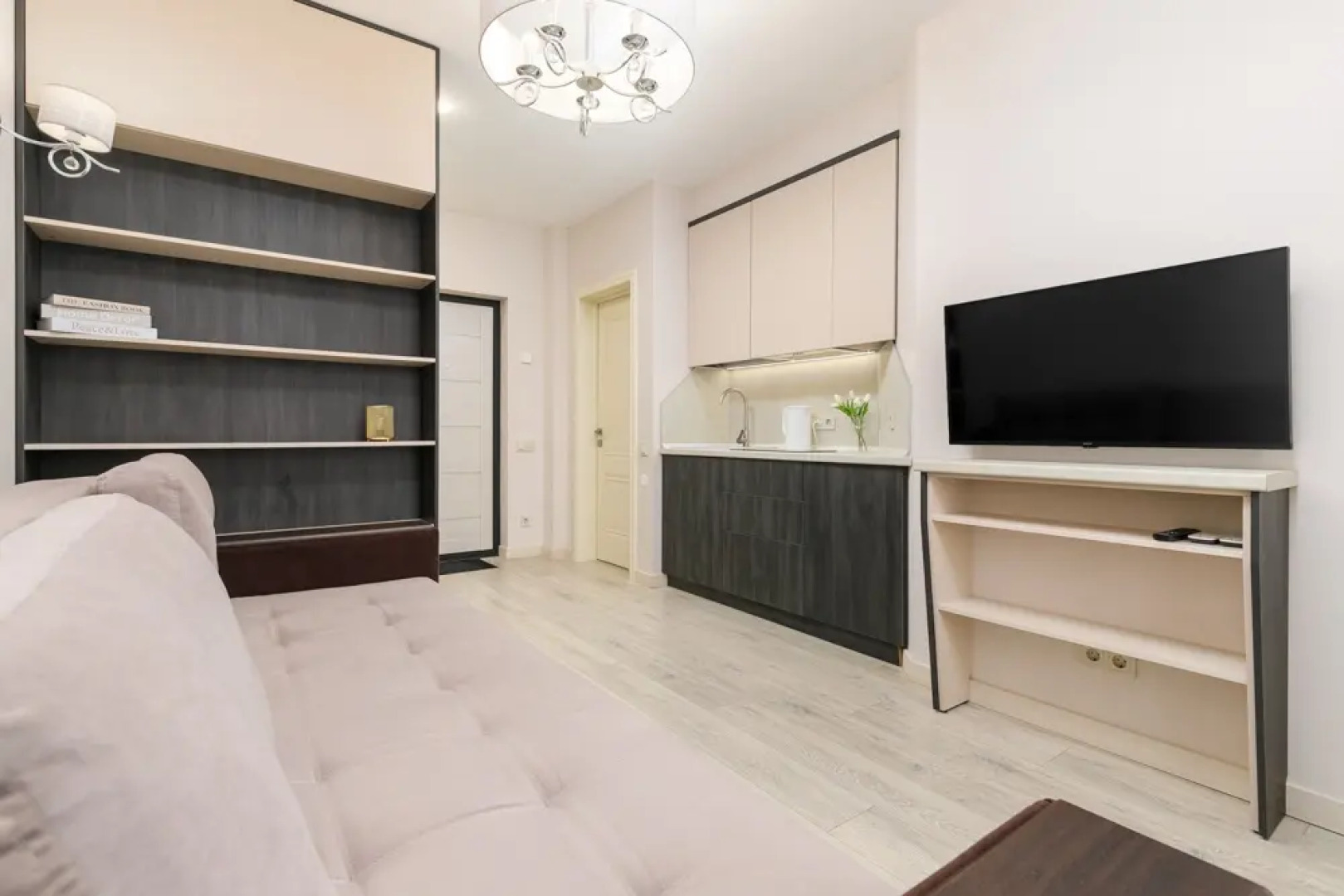 Апартаменты GeoApart Цветочная 30 5