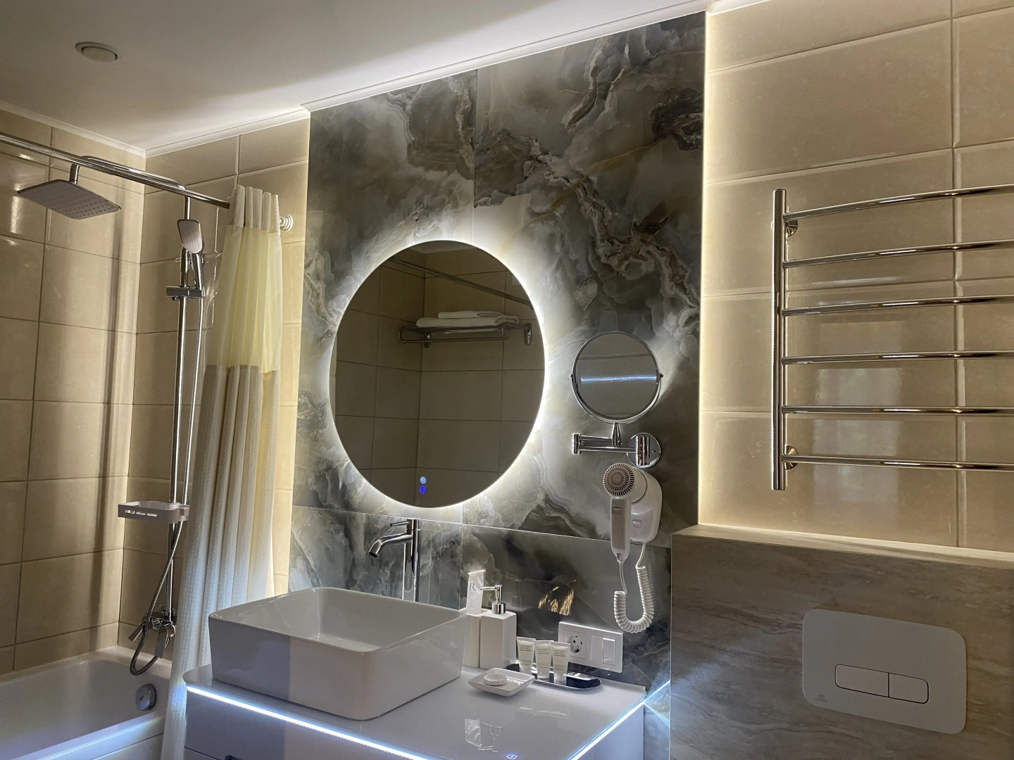 Отель Комильфо