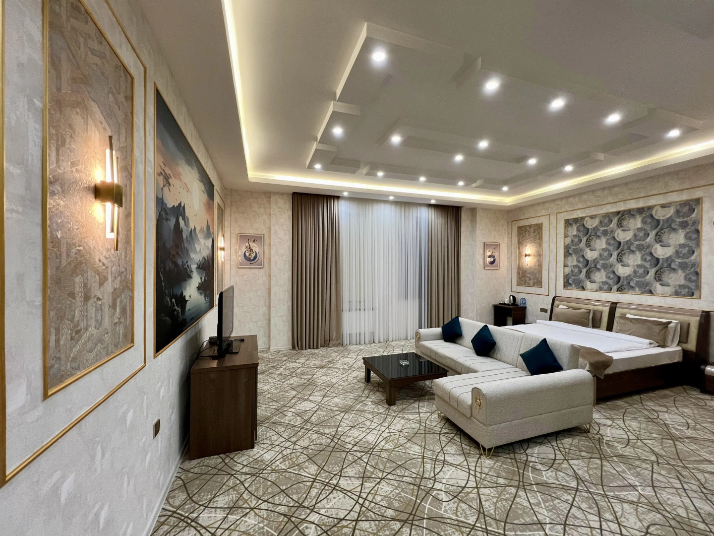 Отель Royal Mansion