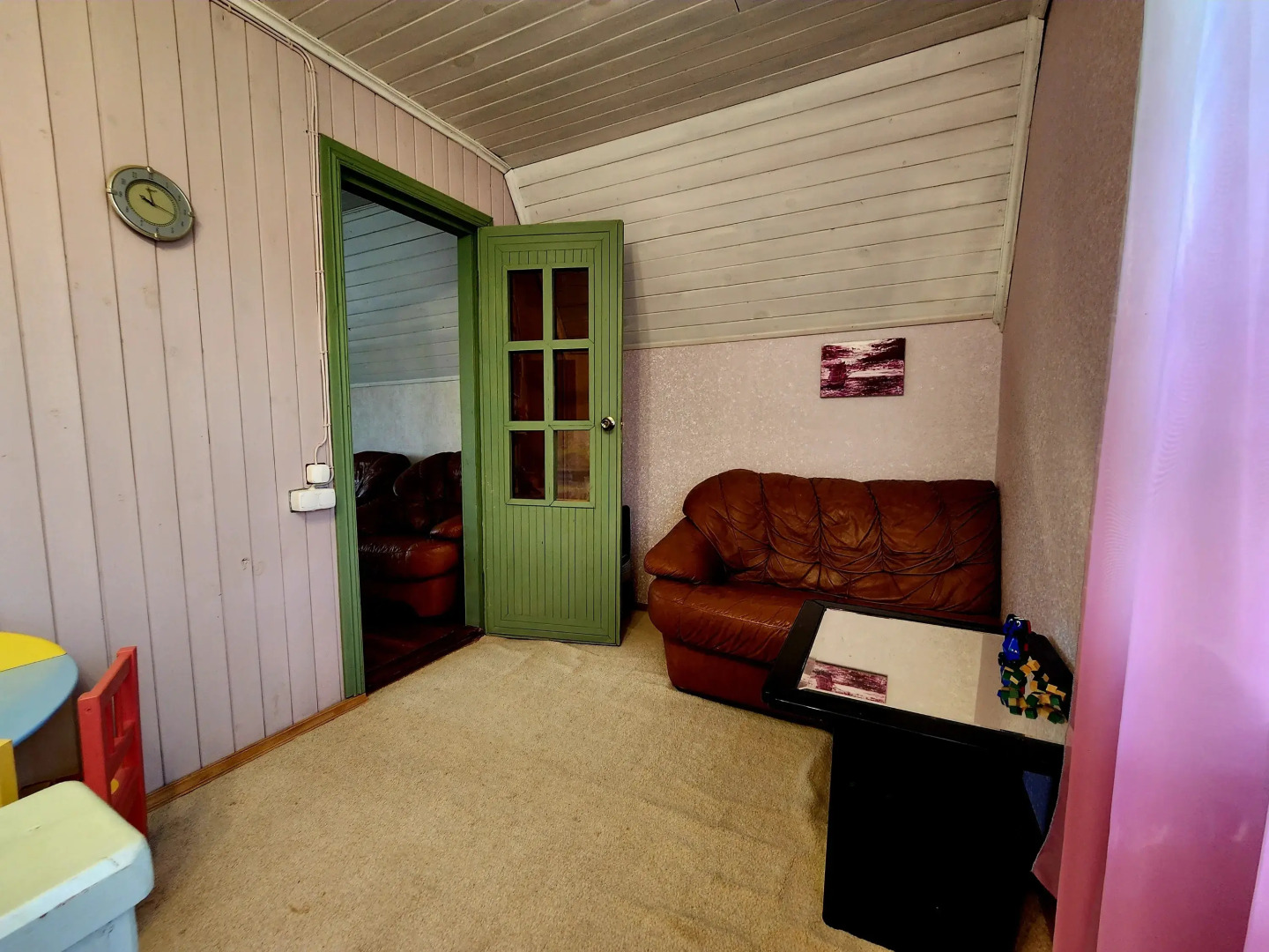 Частный дом Загородный дом с верандой возле Финского залива