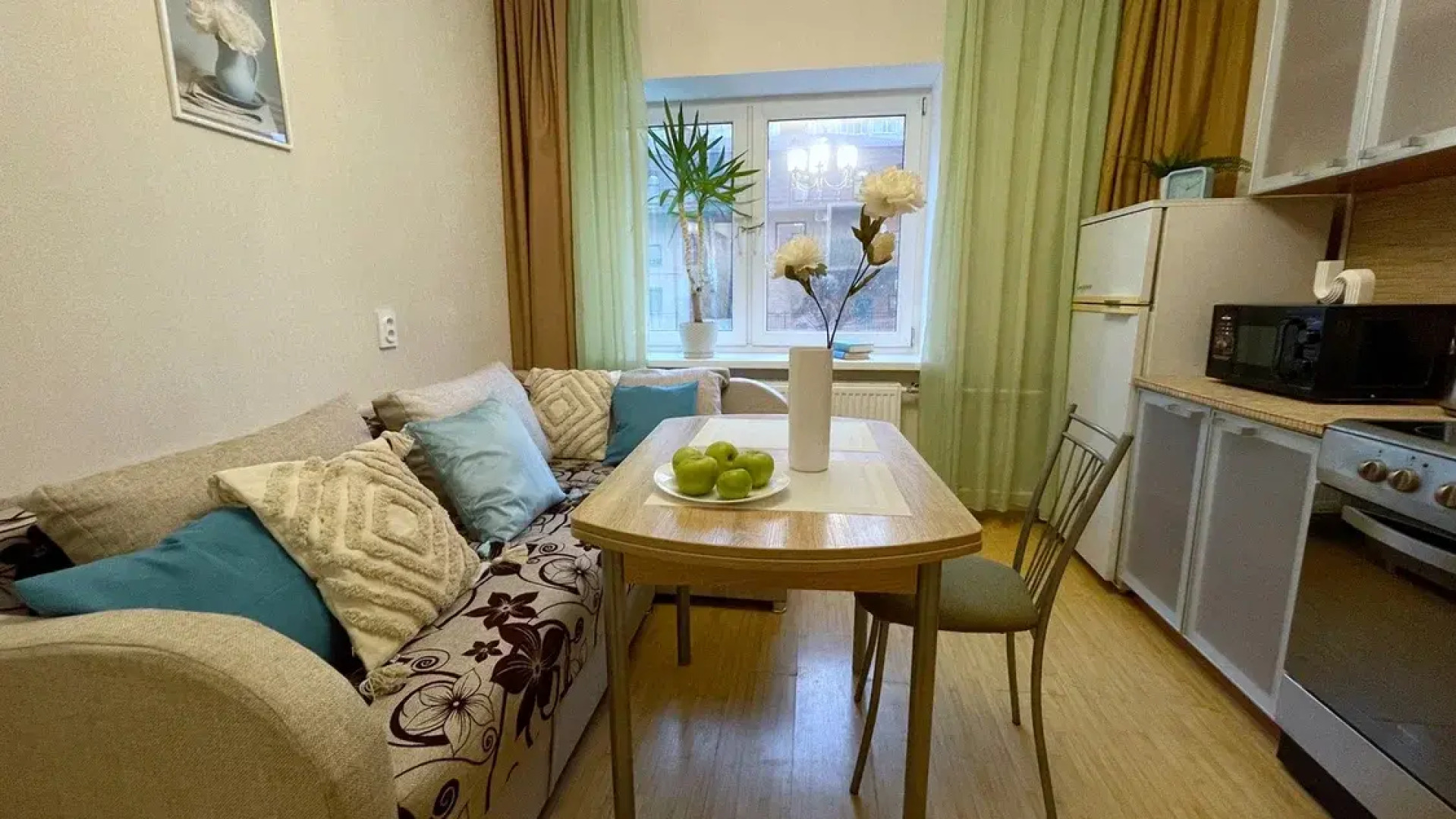 Квартира 1-комнатная у метро Проспект Славы