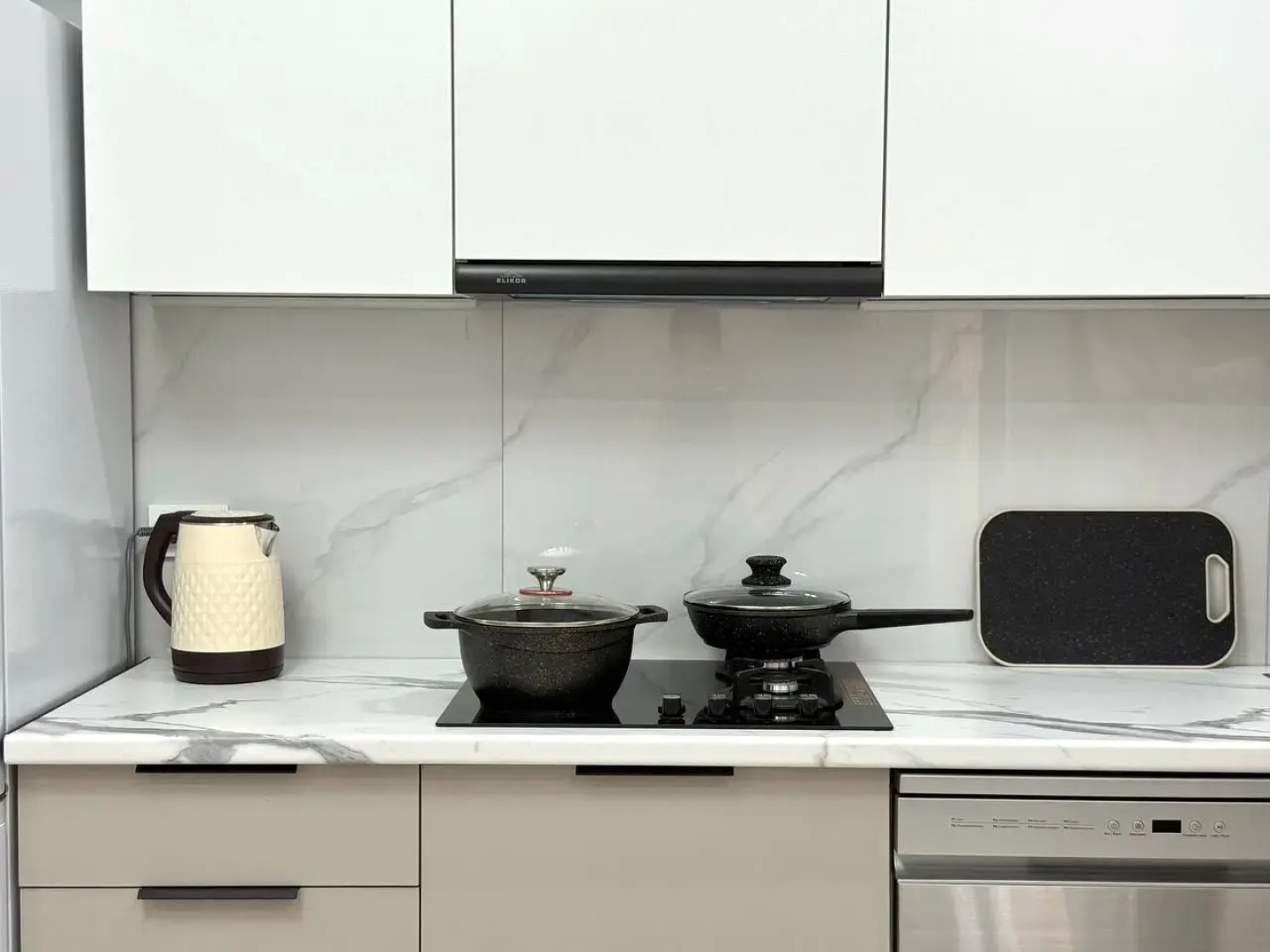 Апартаменты Уютные Апартаменты Уметалиева 120