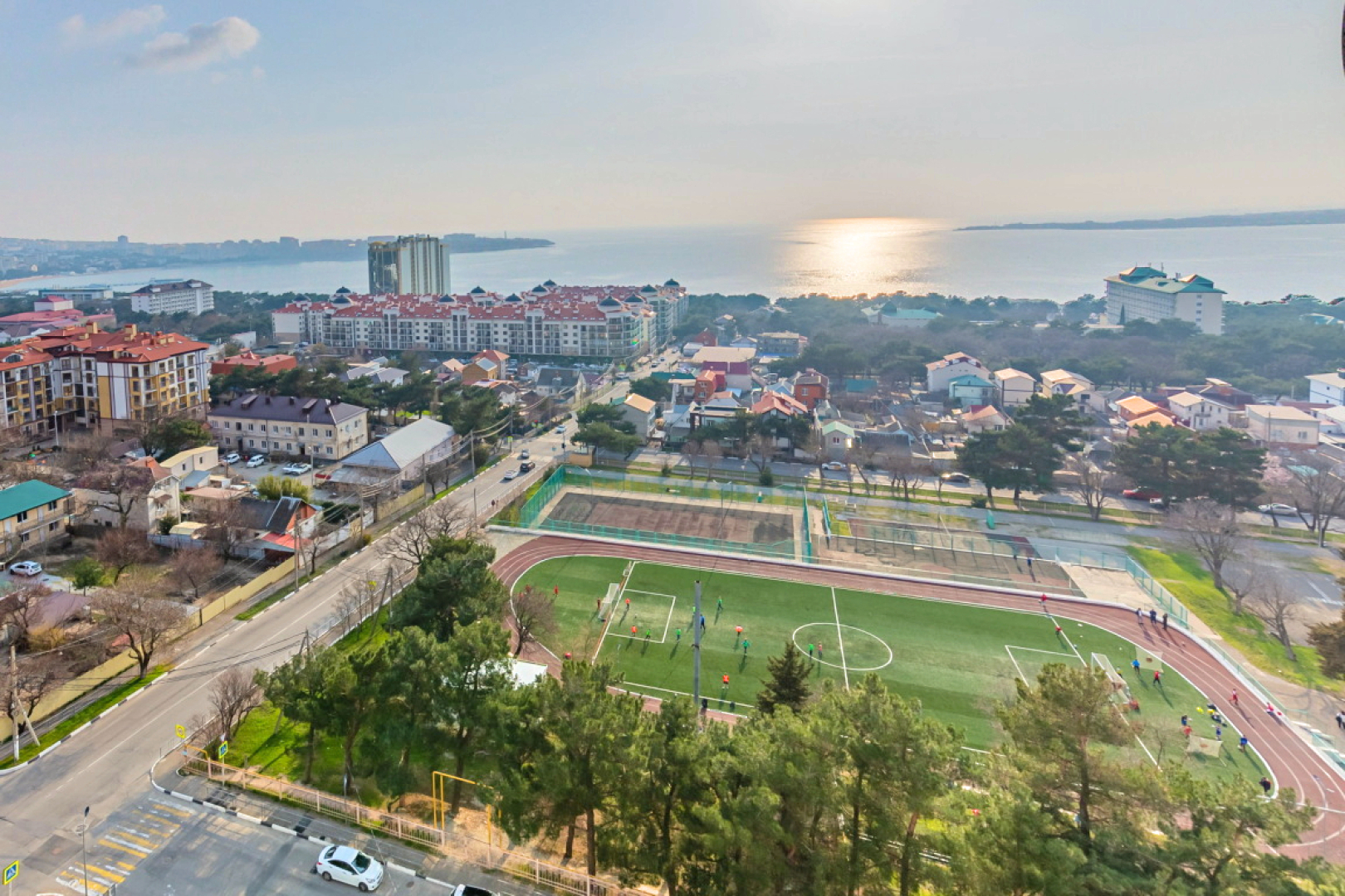 Улучшенные трехкомнатные апартаменты с террасой