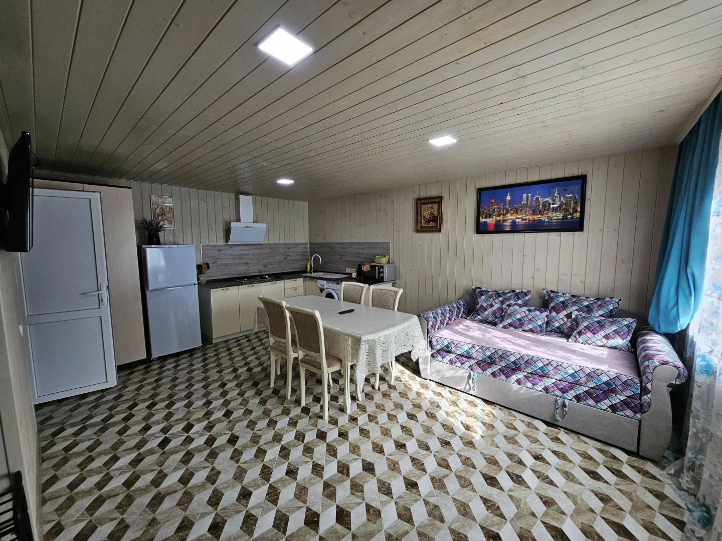 Гостевой дом С.Знаменское - пляж Беляус