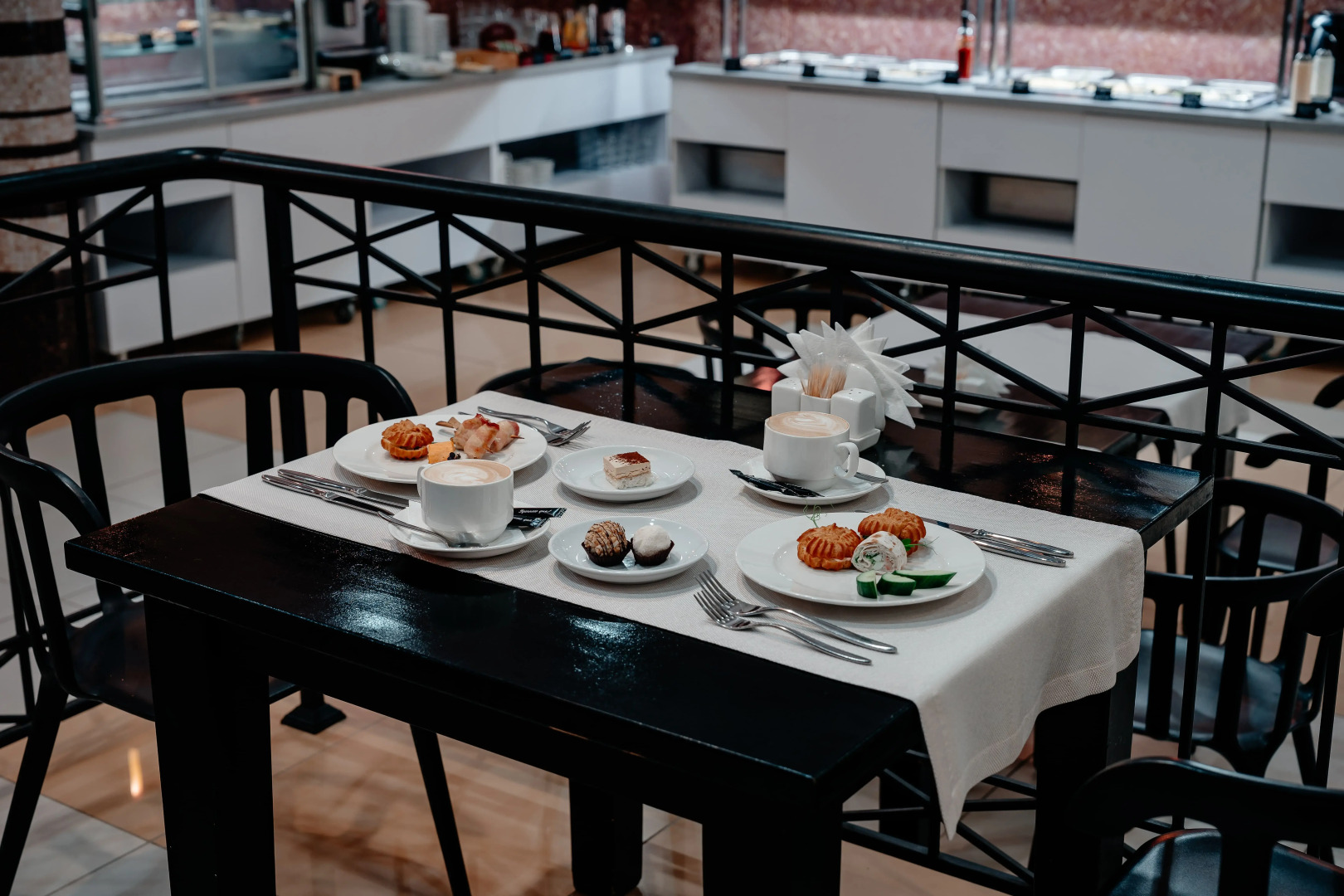 Отель Cronwell Park Ника