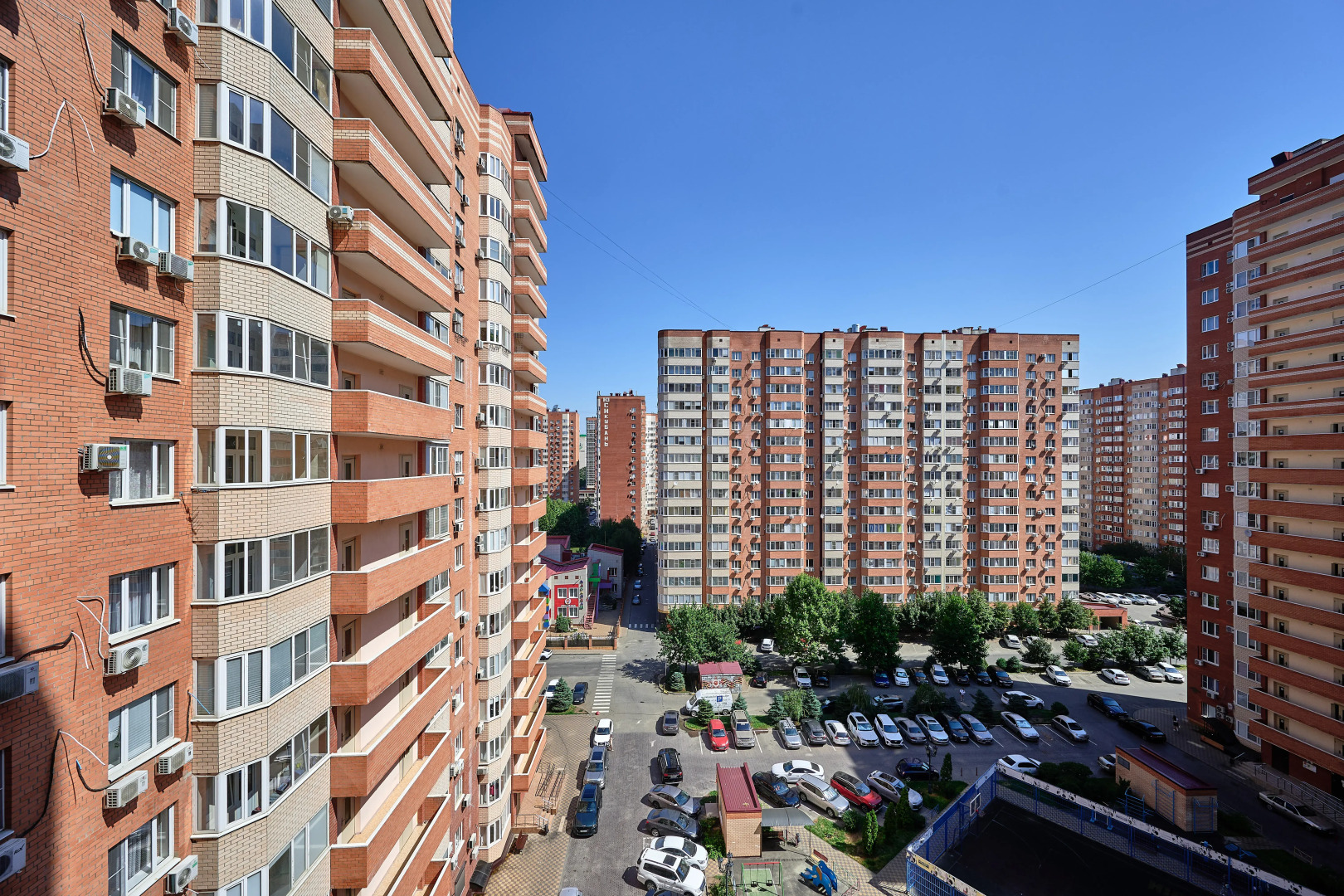 Квартира Дизaйнeрскaя Двушкa с Видoм на Стадион Kрaснoдaр