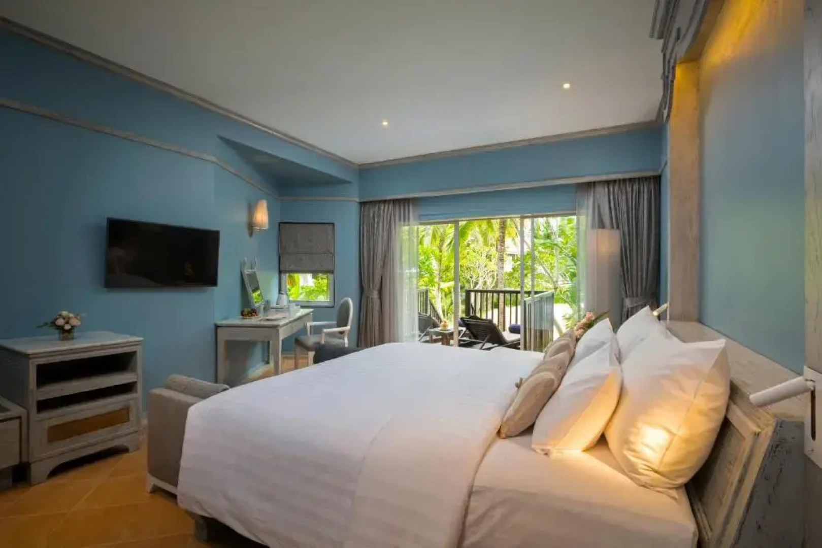 Курортный отель Aonang Villa Resort