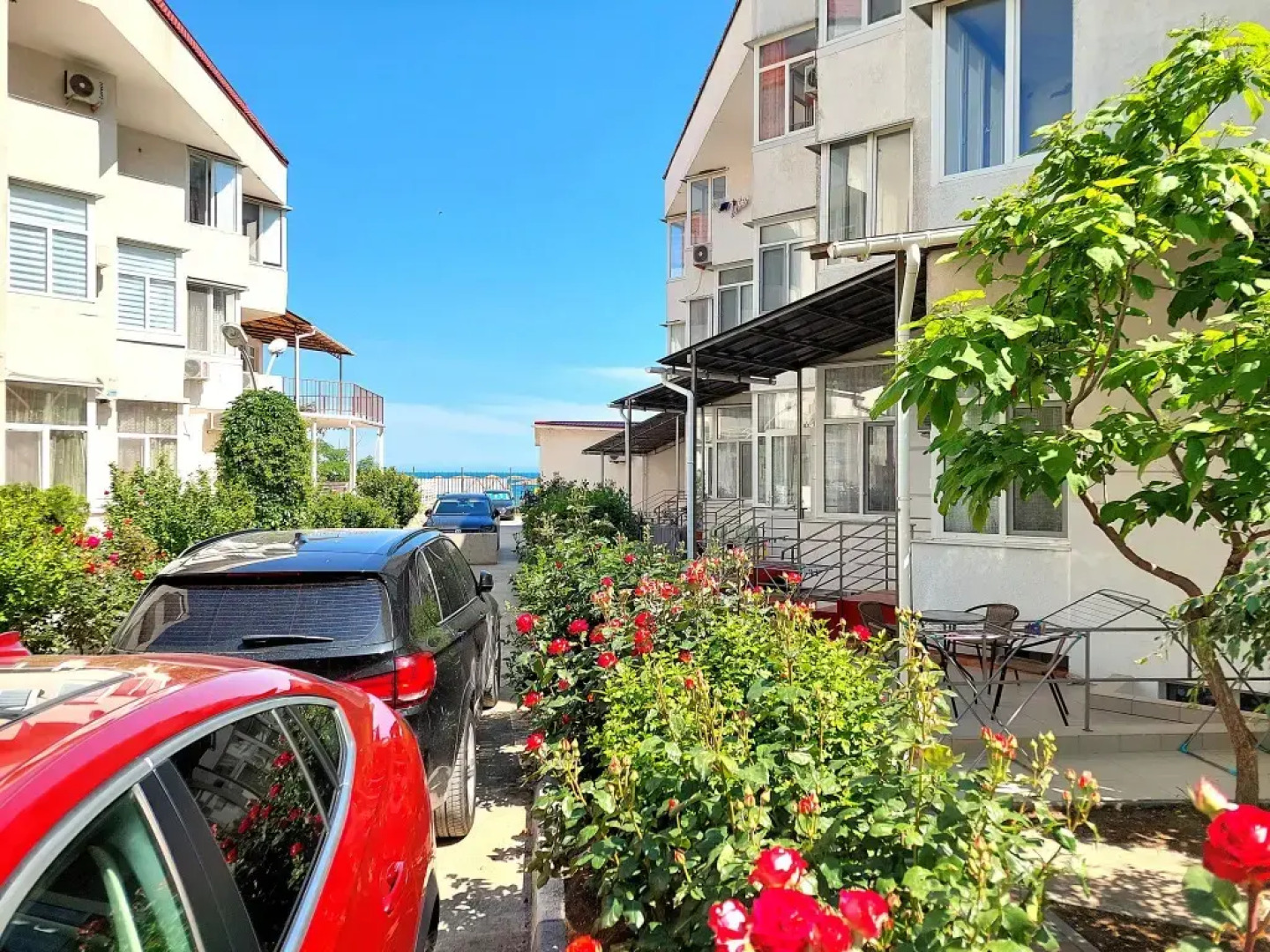 Апартаменты Феодосийский залив однокомнатная студия в цоколе