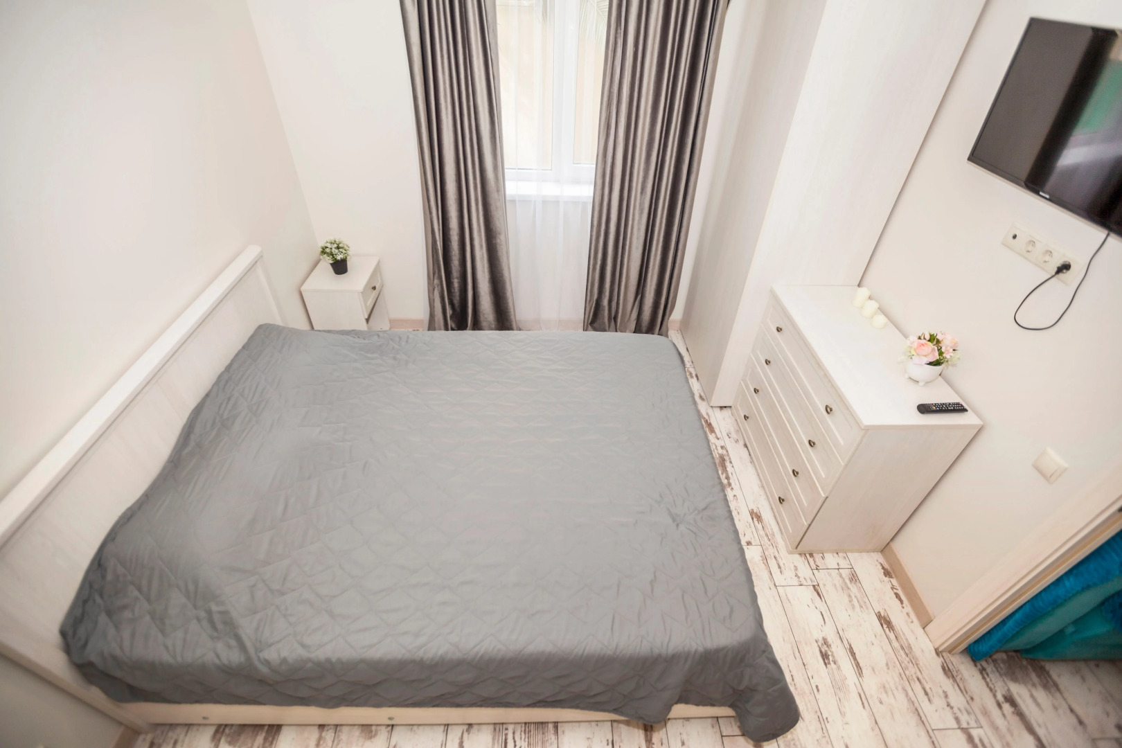 Апартаменты У Моря С Бассейном в ЖК Солнечный апр12