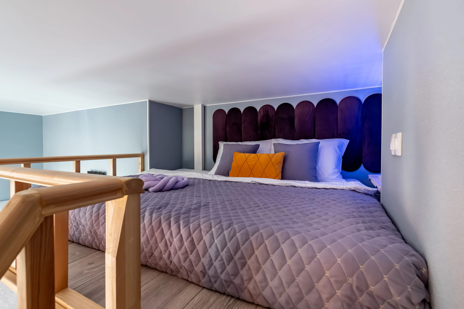 Апартаменты KeysSpb на Невском St4