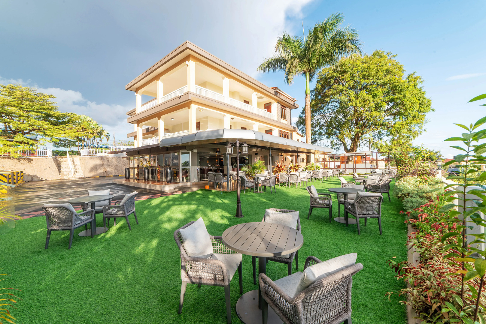 Отель Afro Park Hotel And Health Club