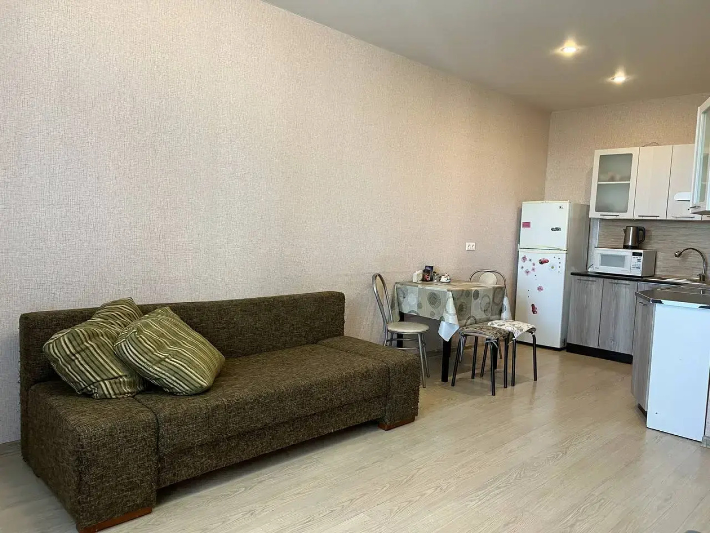Na Ulitse Akademika Fortova Apartments	