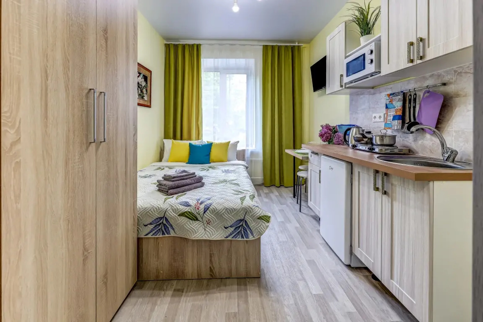 Апартаменты 1 на Обводном Канале (ОК1)