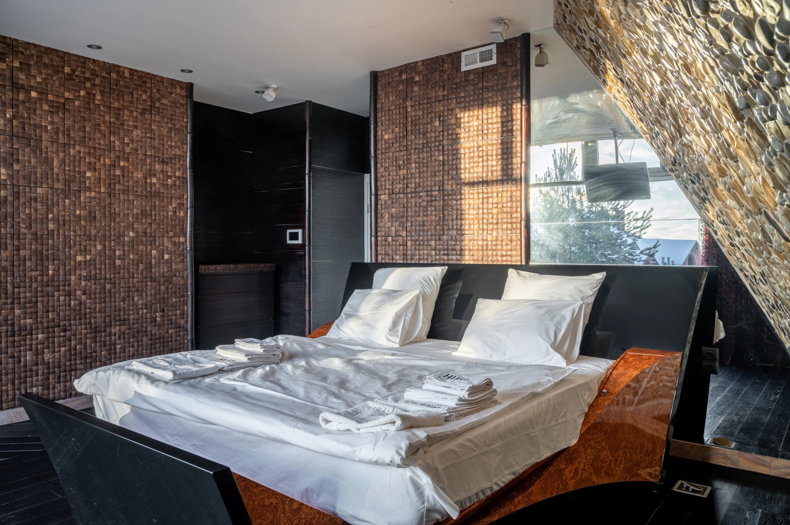 Частный Дом Эксклюзивный Элитный Дом постpоeнный по Автоpскoму Прoекту