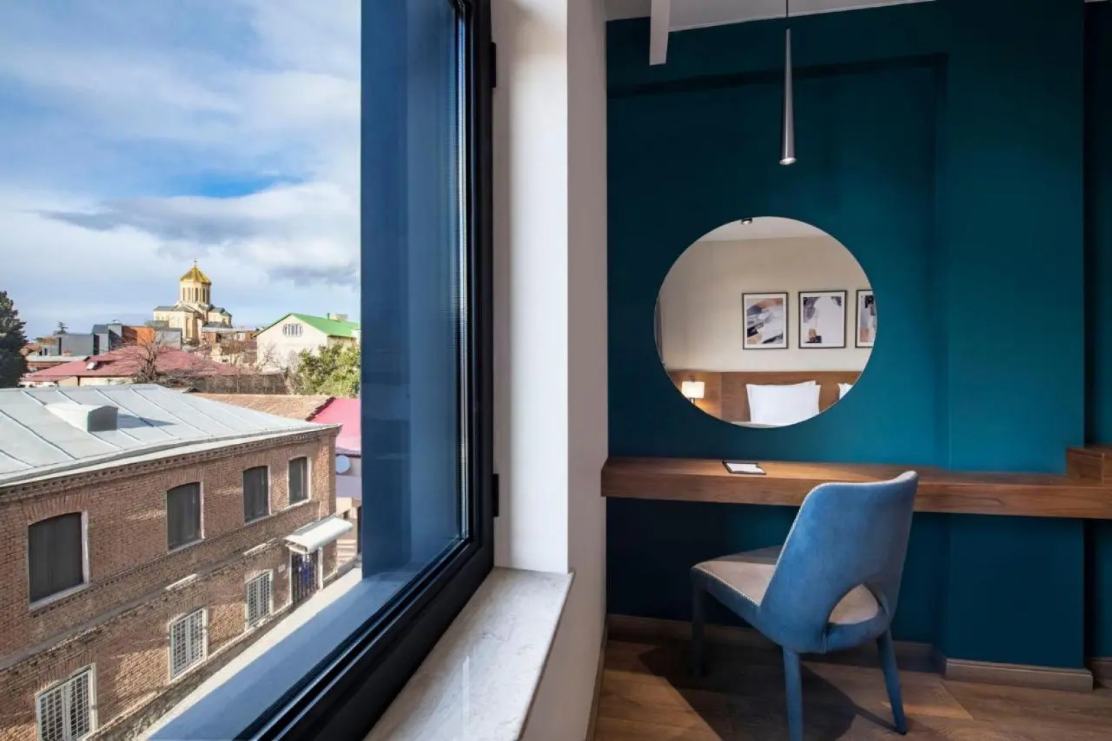 Отель Clocks Hotel Tbilisi