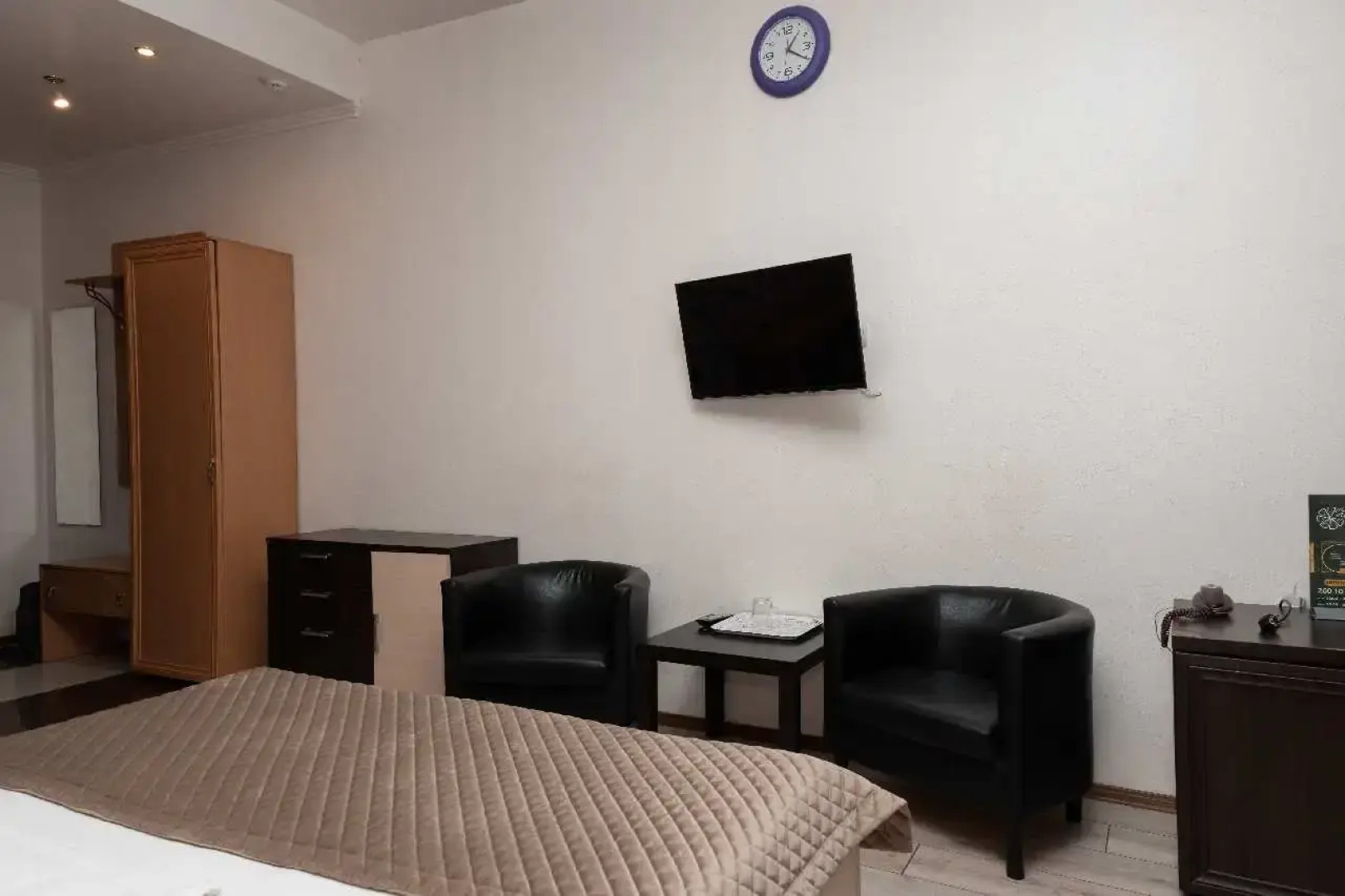 Отель Надежда