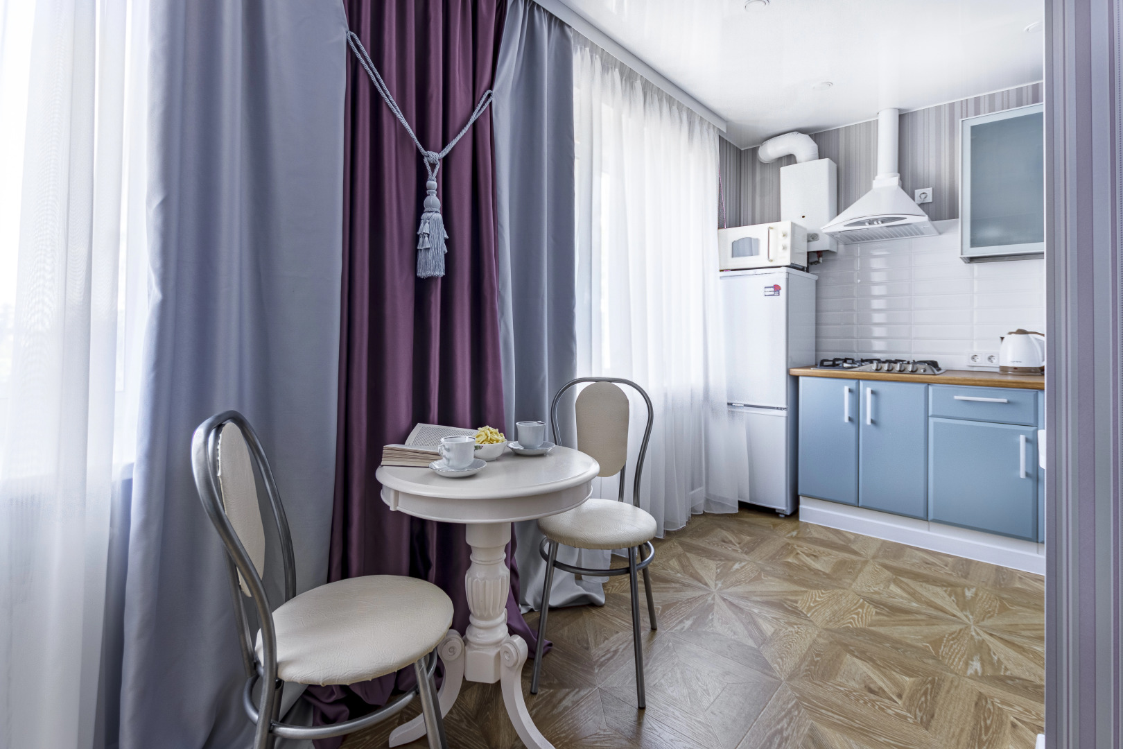 Апартаменты Саквояж с видом на Площадь Победы