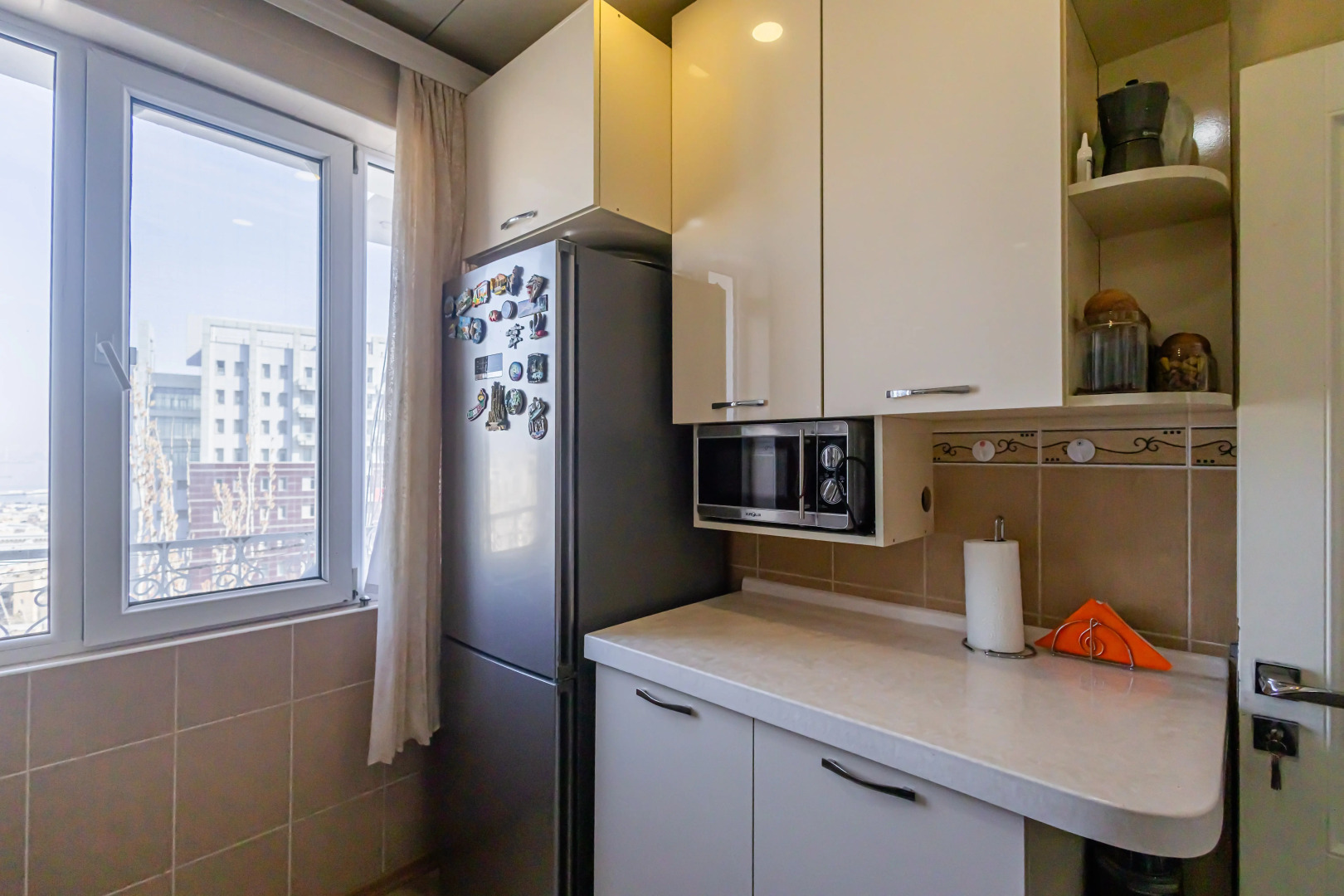 Апартаменты Двухспальные с Гостиной Комнатой в Центре Города