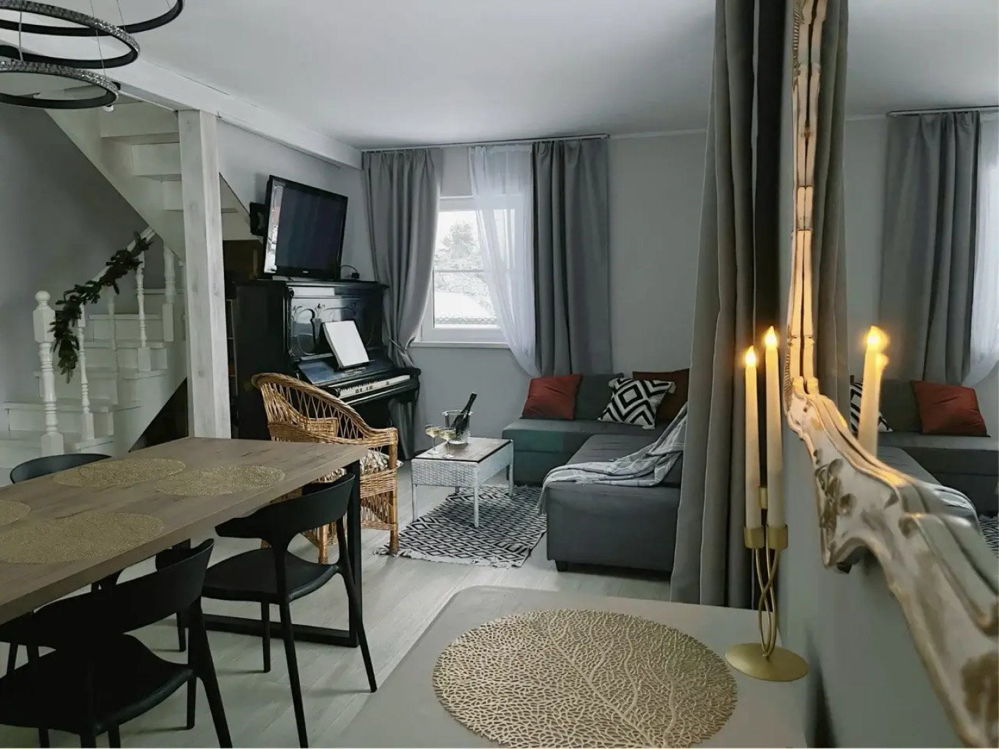 Частный дом с камином и баней