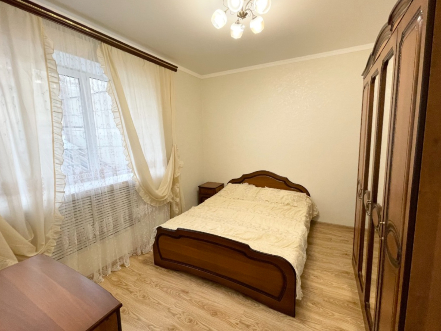 Апартаменты на проспекте Кирова 80