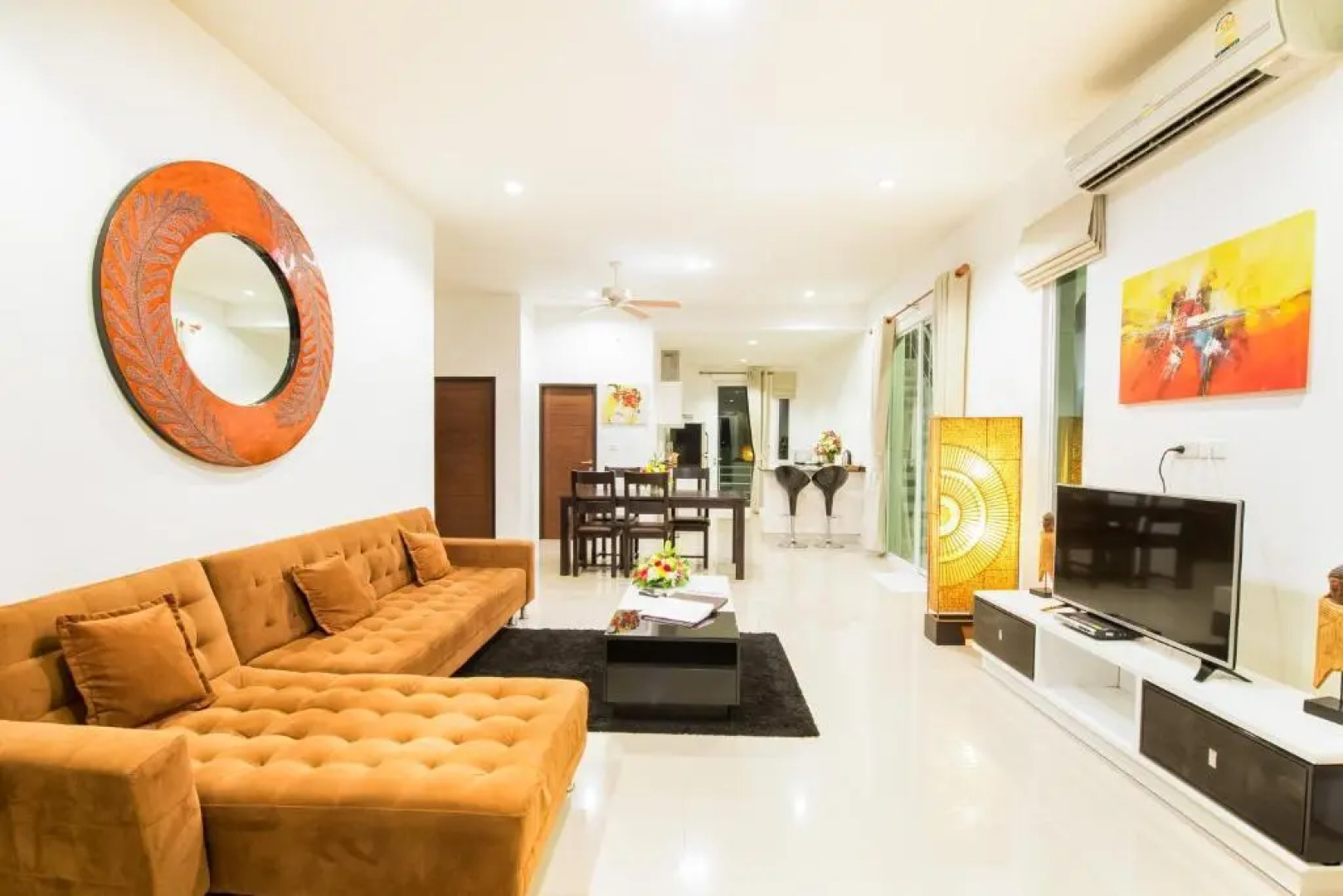 Отель The Oriental Beach Pearl