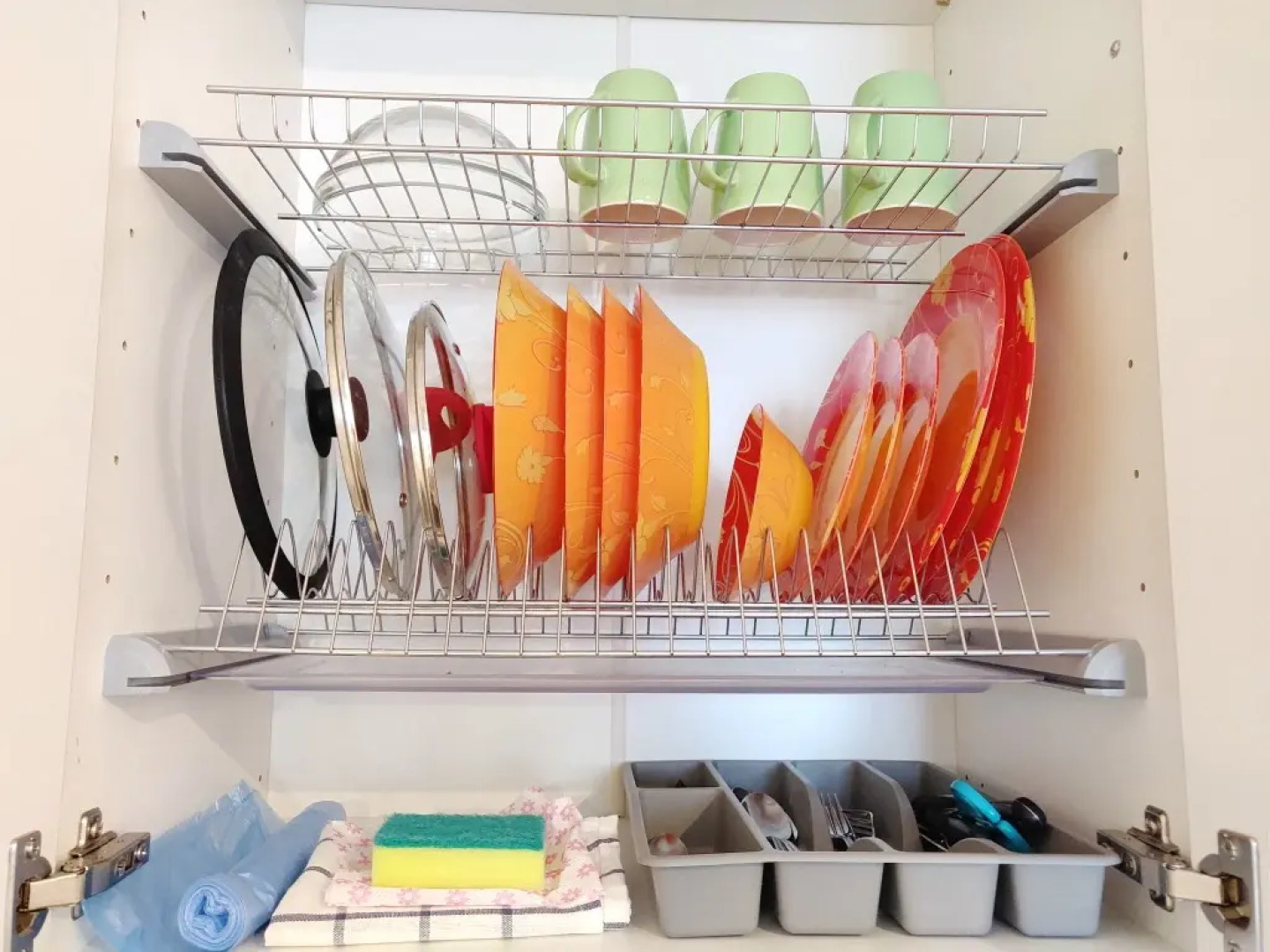 Студия Modern метро Ладожская