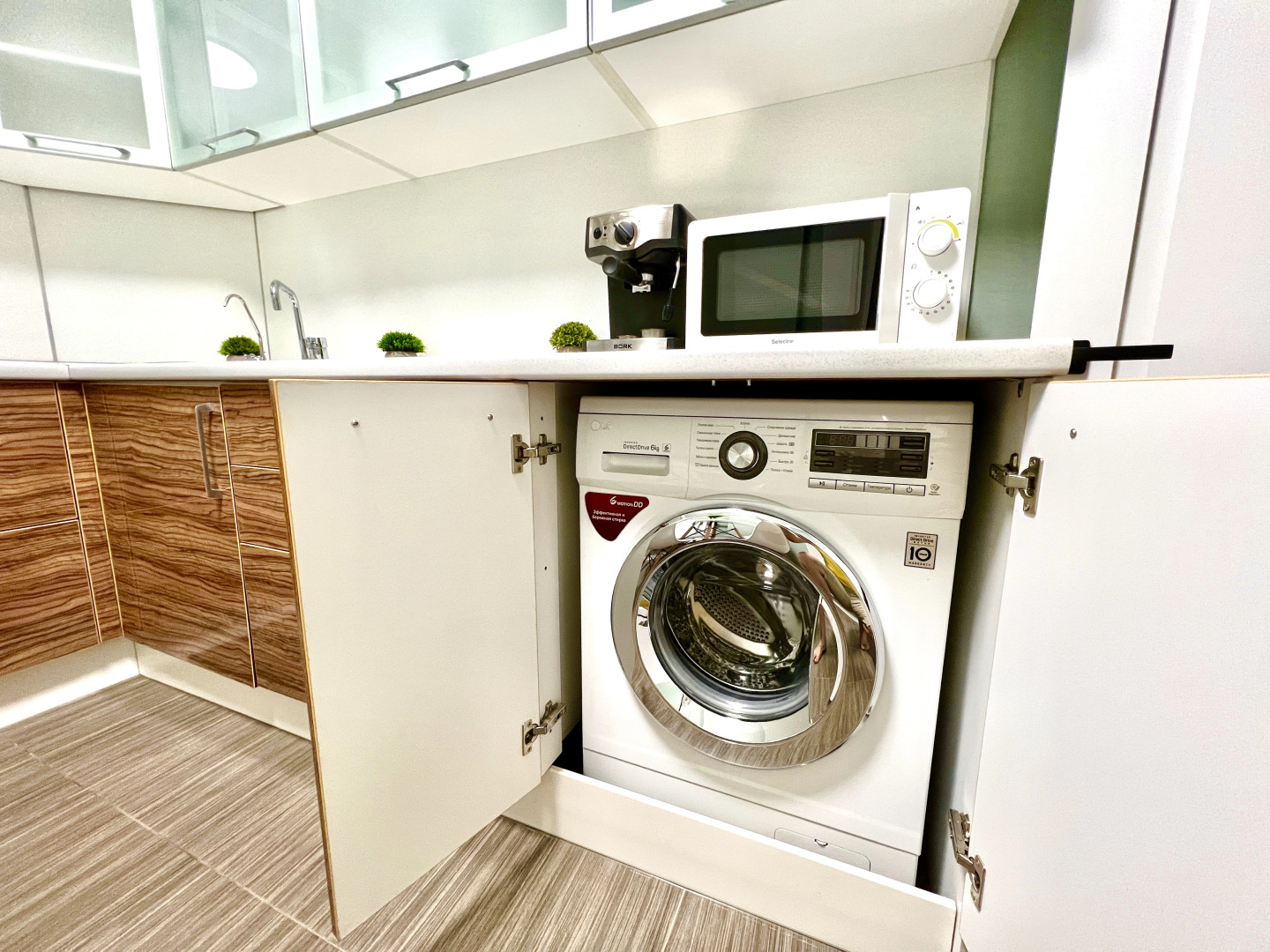 Уютные Апартаменты (рядом с ЖД вокзалом)  (ул. Никитинская 30)