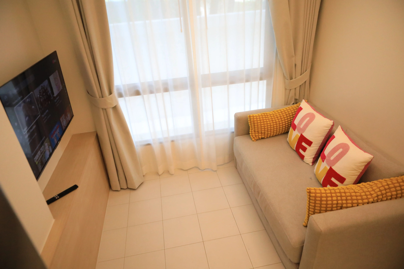 Квартира Милая с отдельной спальней около моря пляж Камала 212