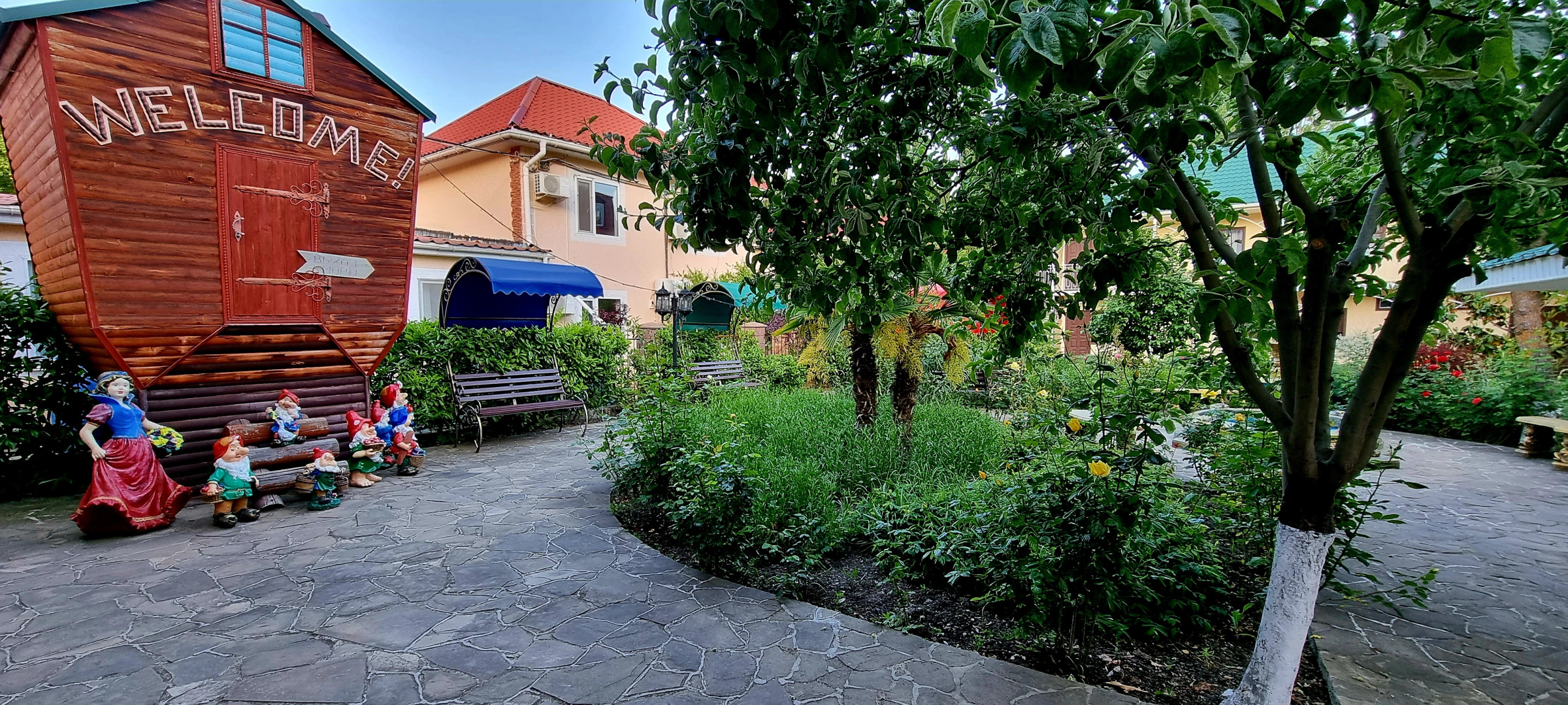 Курортный отель Орхидея