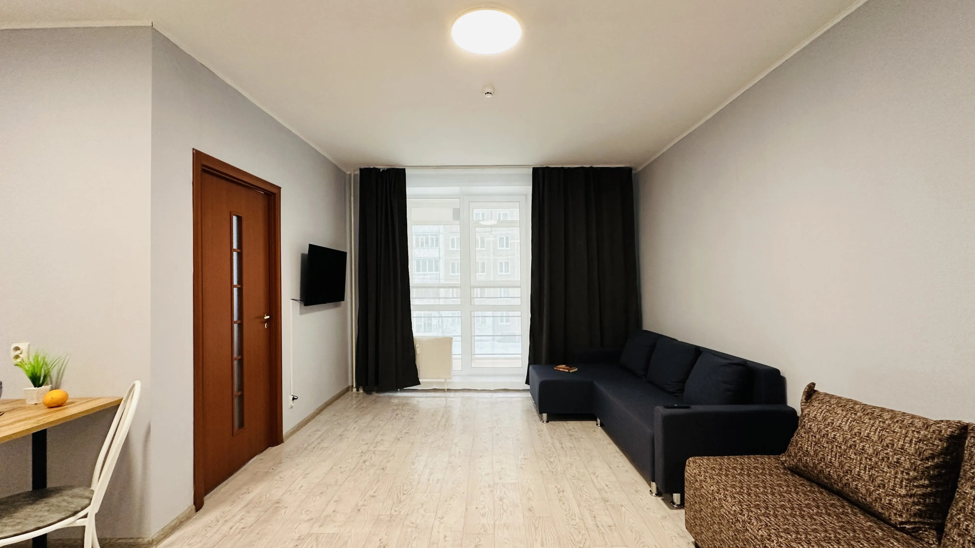 Квартира Большая Однокомнатная у Балатовского парка