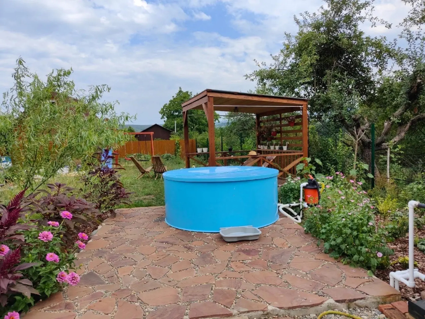 Гостевой Дом на Улице Хуторская 8