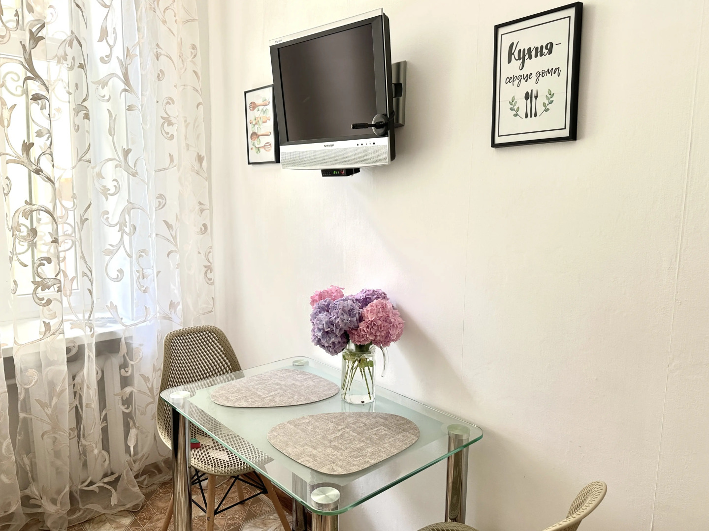 Апартаменты Красная 13