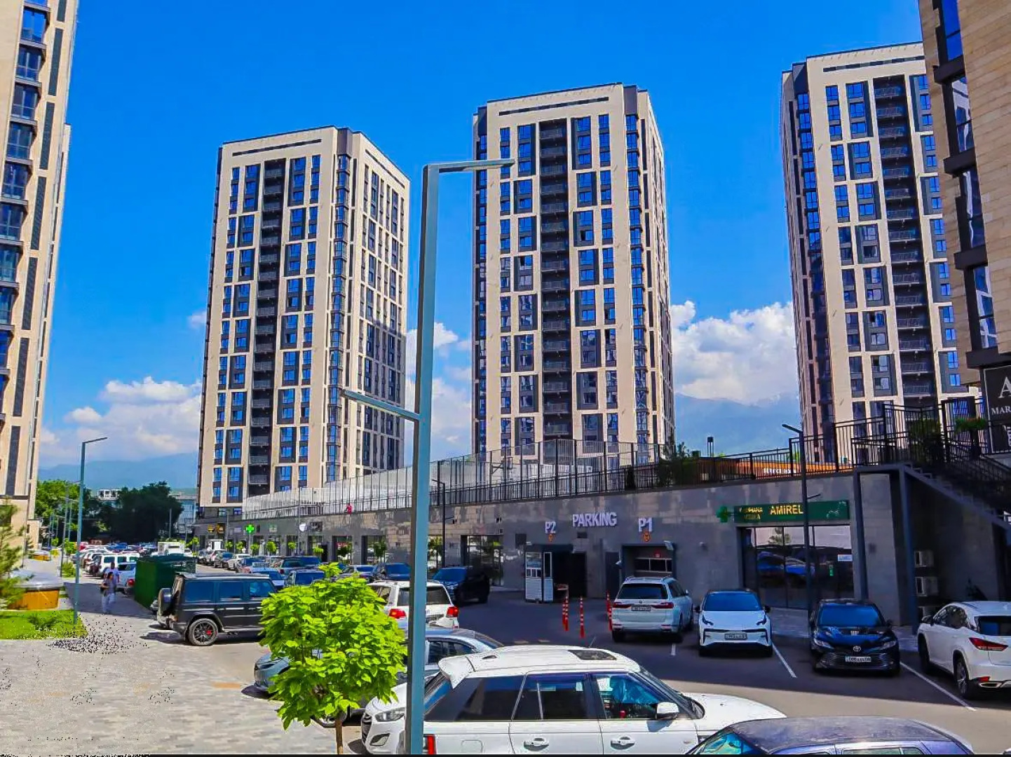 Квартира Лучшие Апартаменты Алматы Напротив ТРЦ Мега Алматы 100