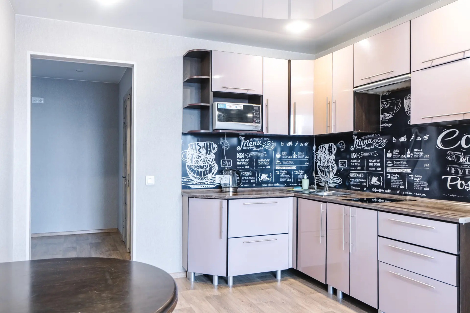 Квартира Тополиная 82