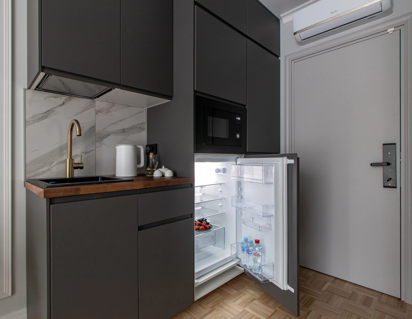 Апартаменты LEVEL _Marata