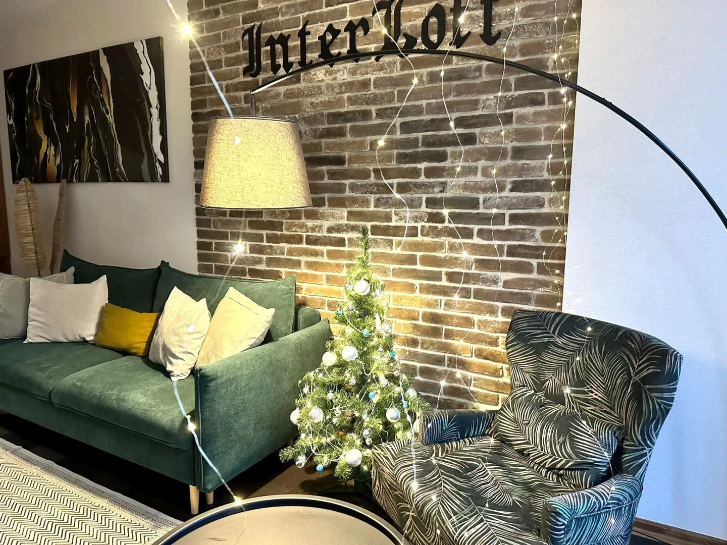 Апартаменты InterLoft 4 Old Town Free Parking Wi-Fi 100/50 Smart TV